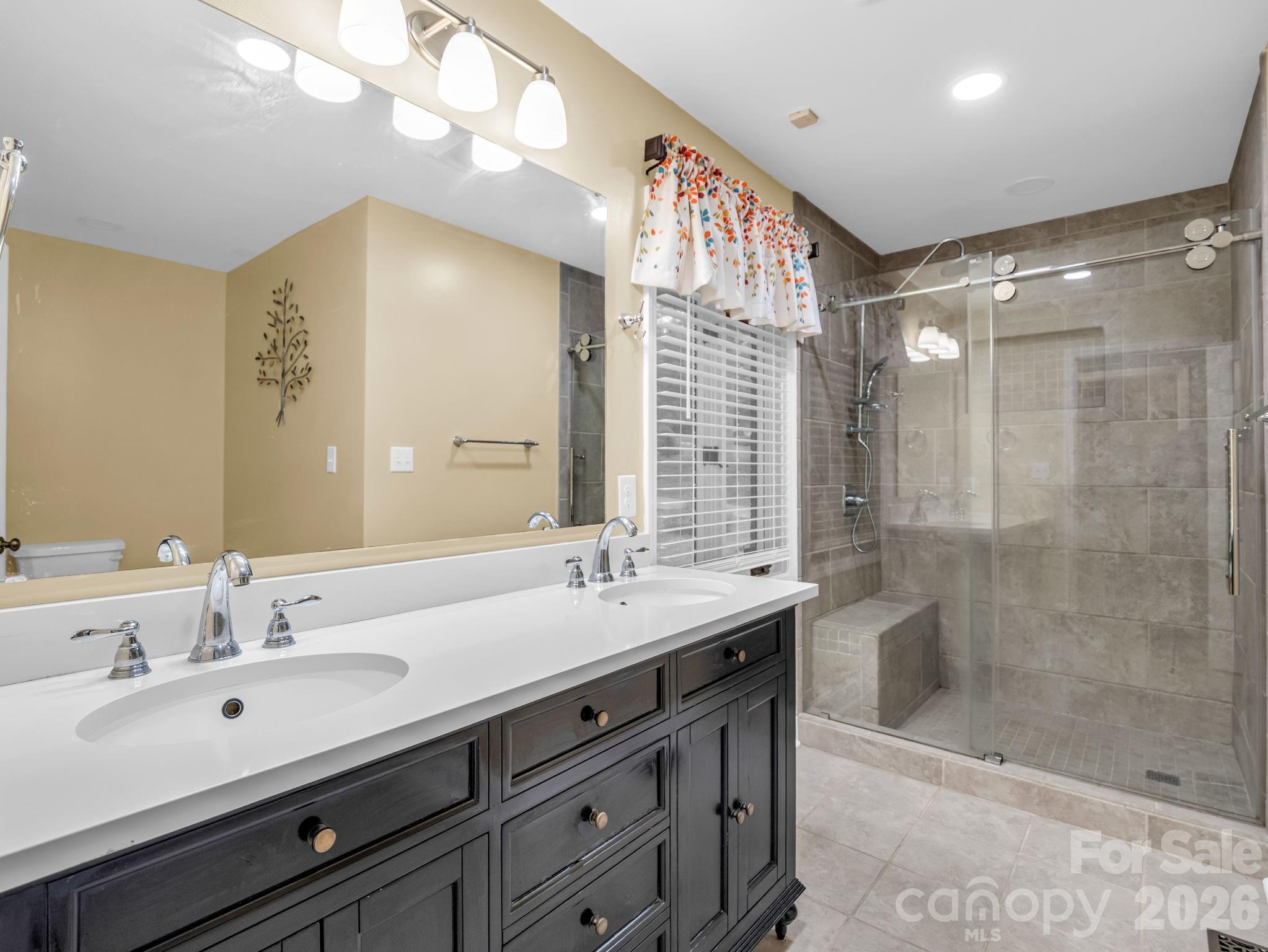 Country Club Gardens - Residential