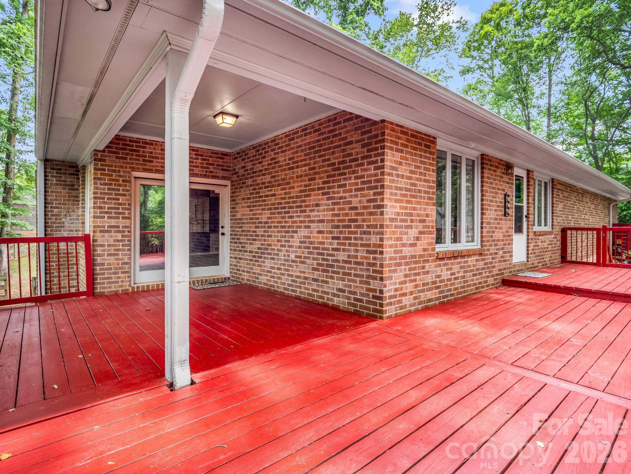 Country Club Gardens - Residential