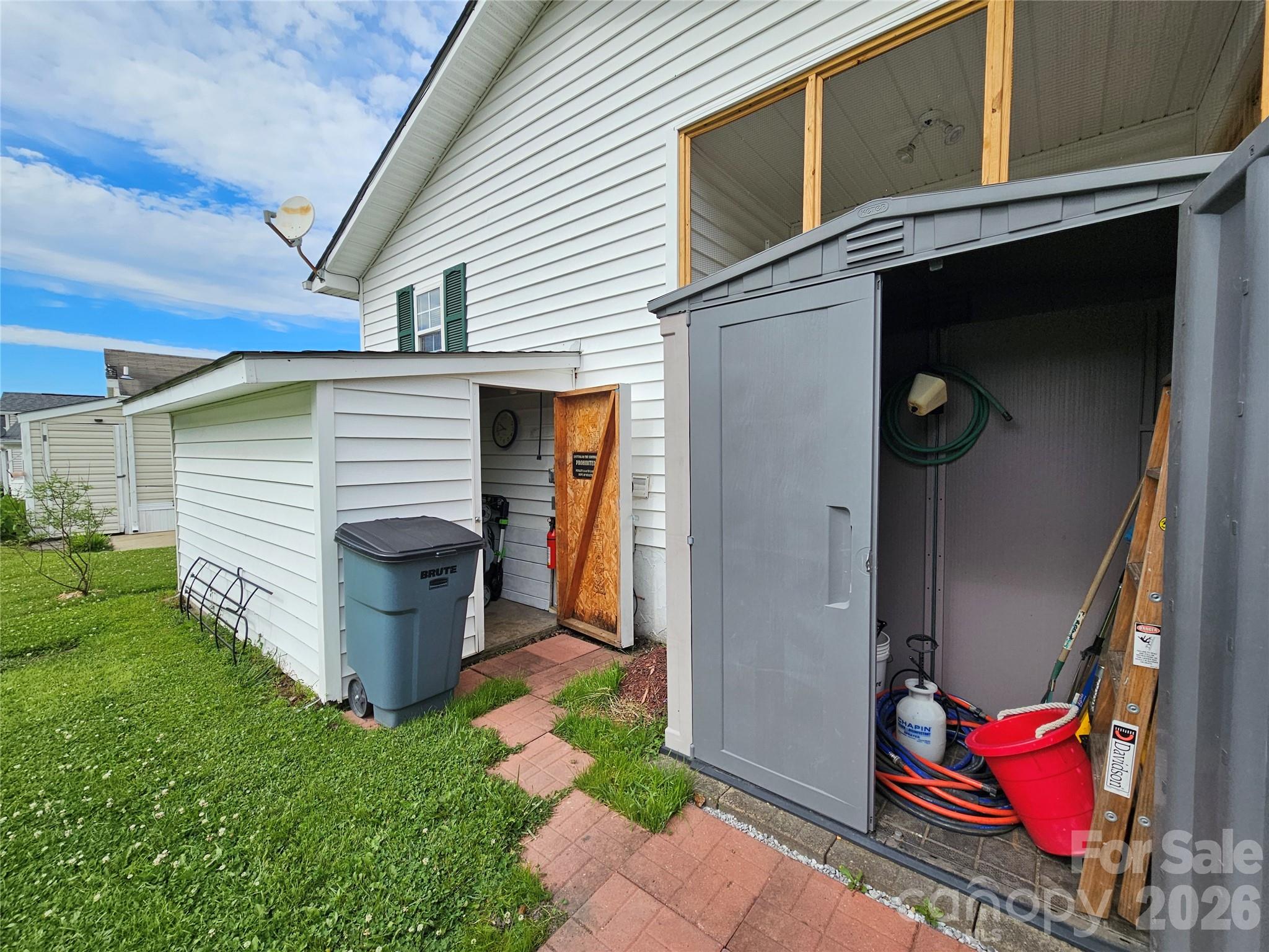 Summer Place - Residential