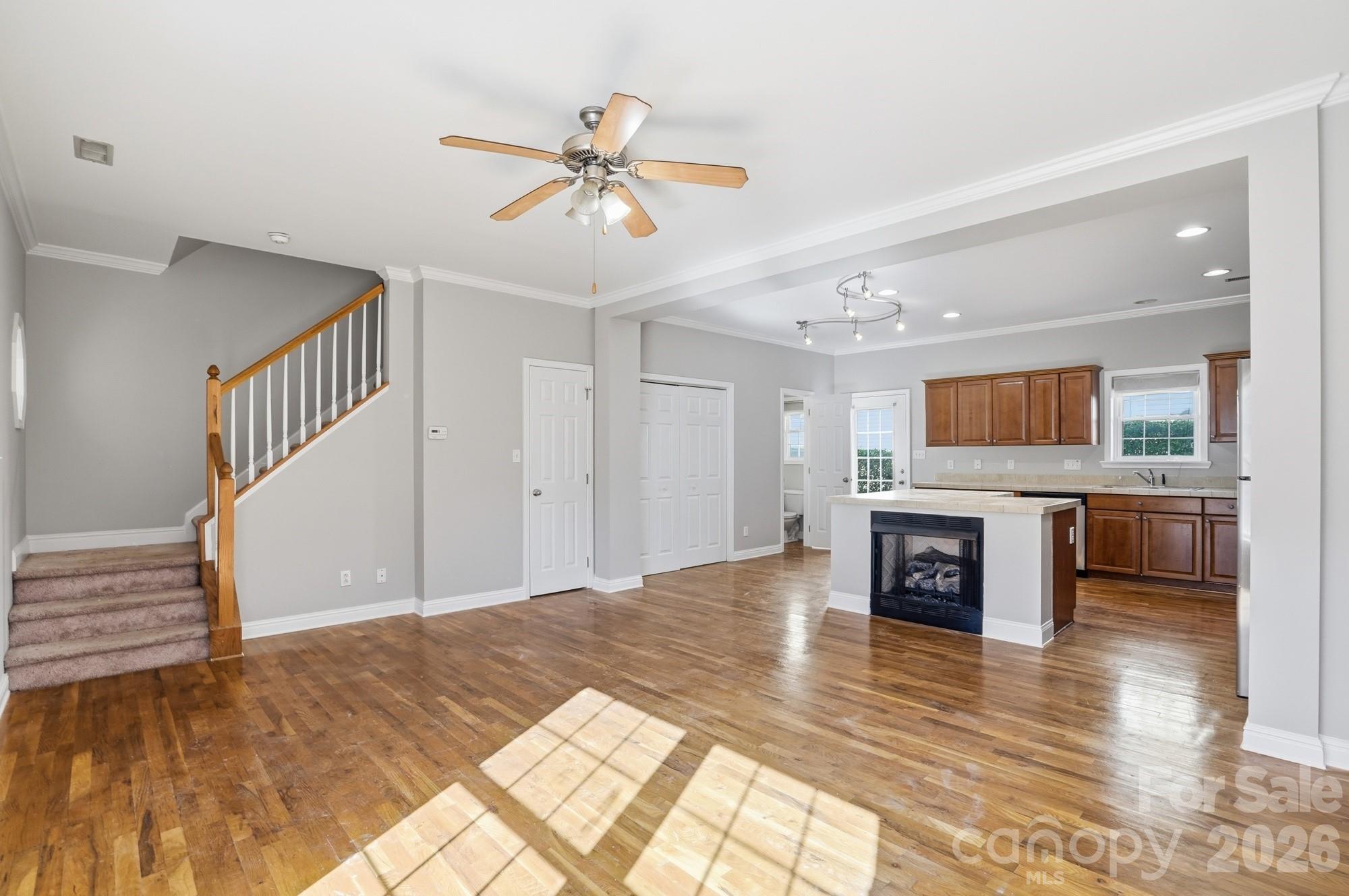 Adare Townhomes - Residential