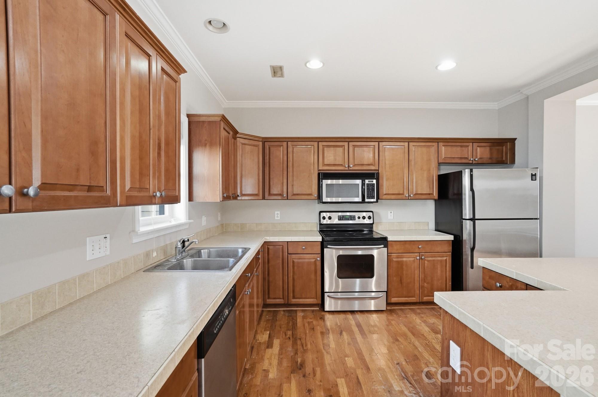 Adare Townhomes - Residential