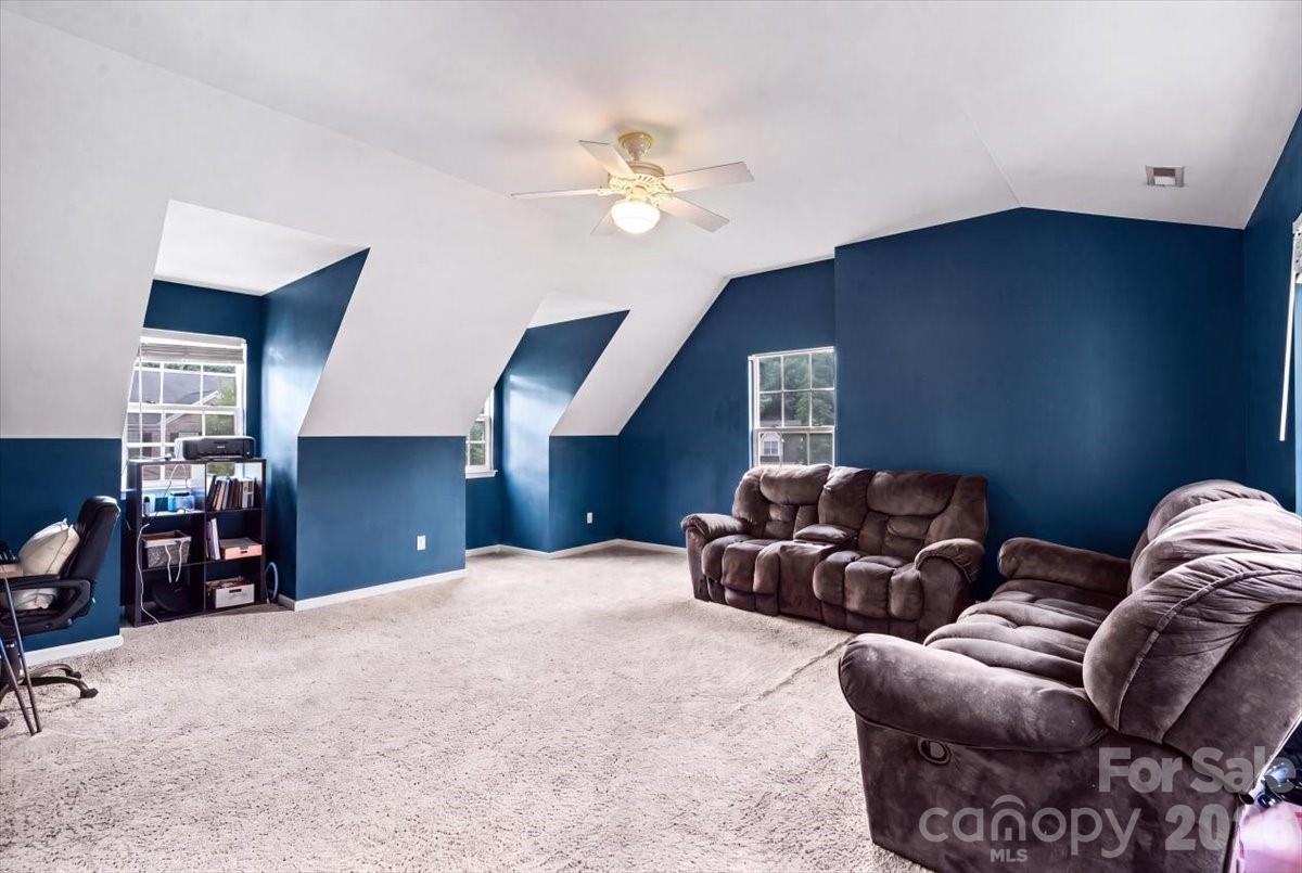 Davis Ridge - Residential