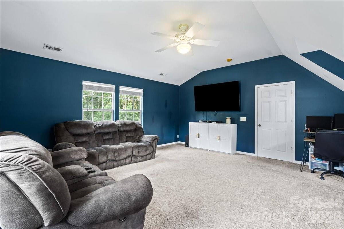 Davis Ridge - Residential