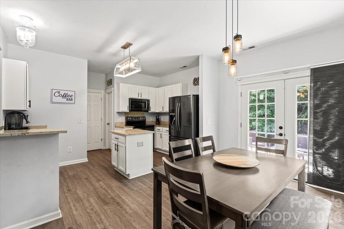 Davis Ridge - Residential