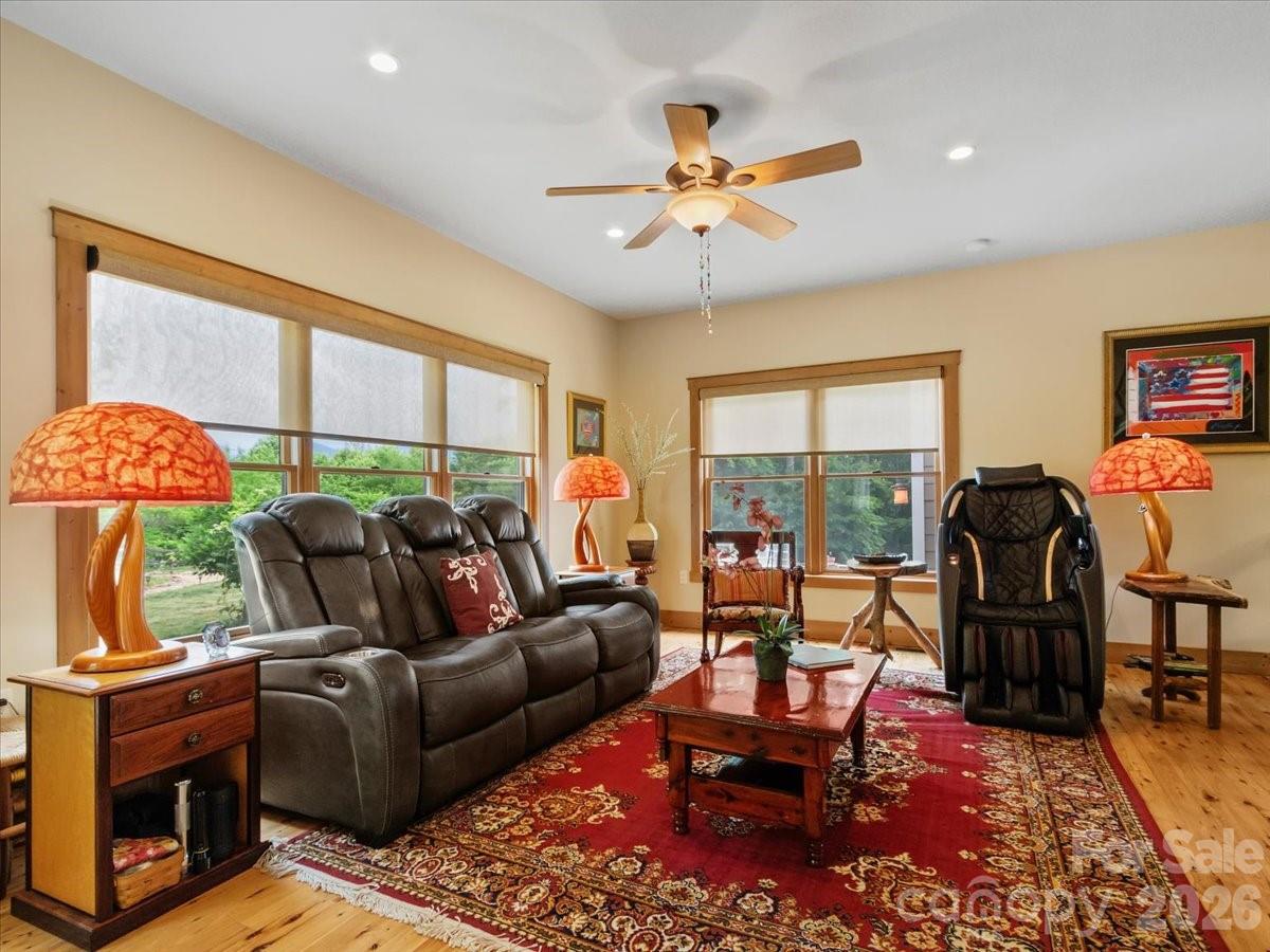 Barebridge Fields - Residential