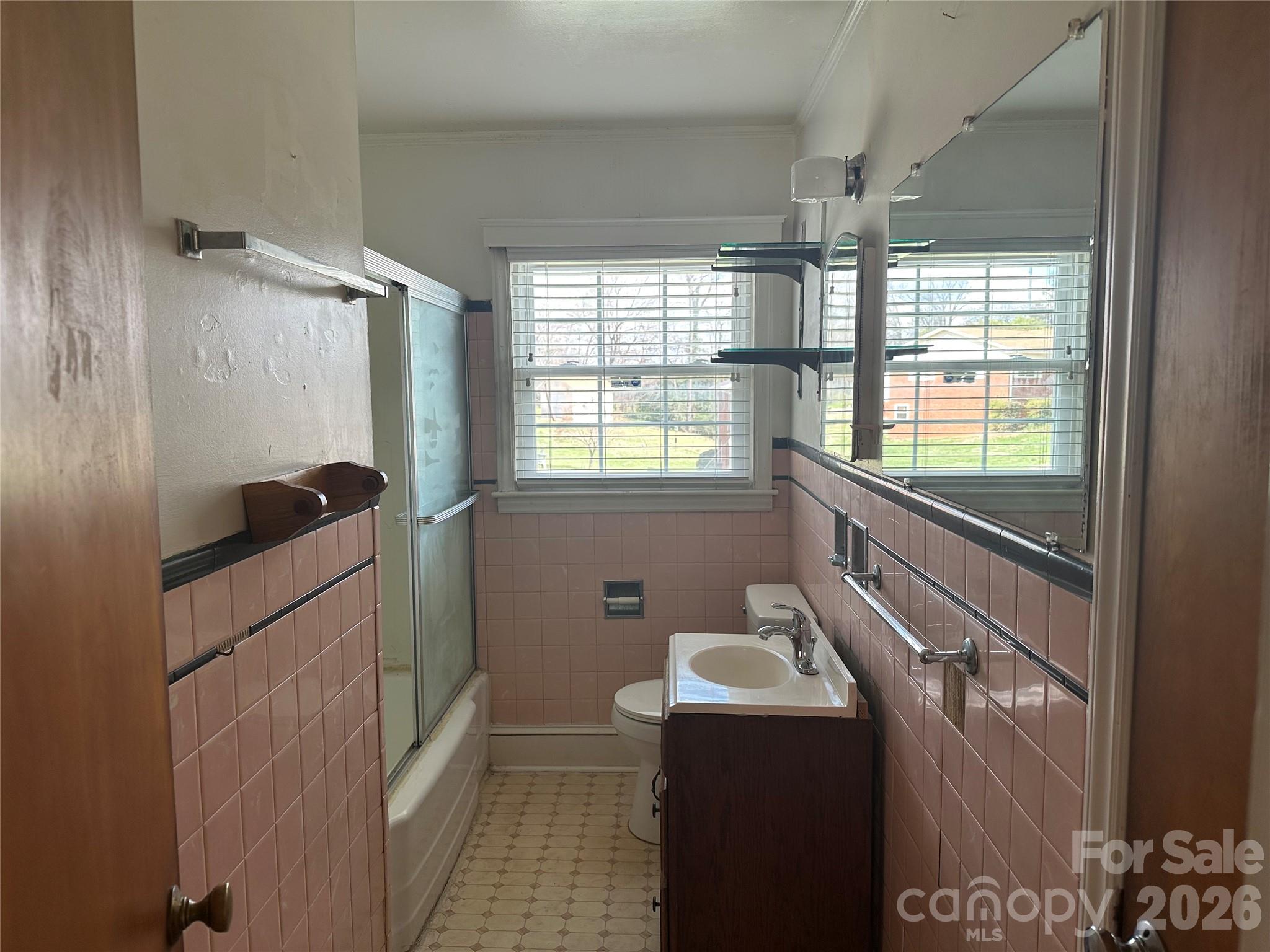 Oaklawn - Residential