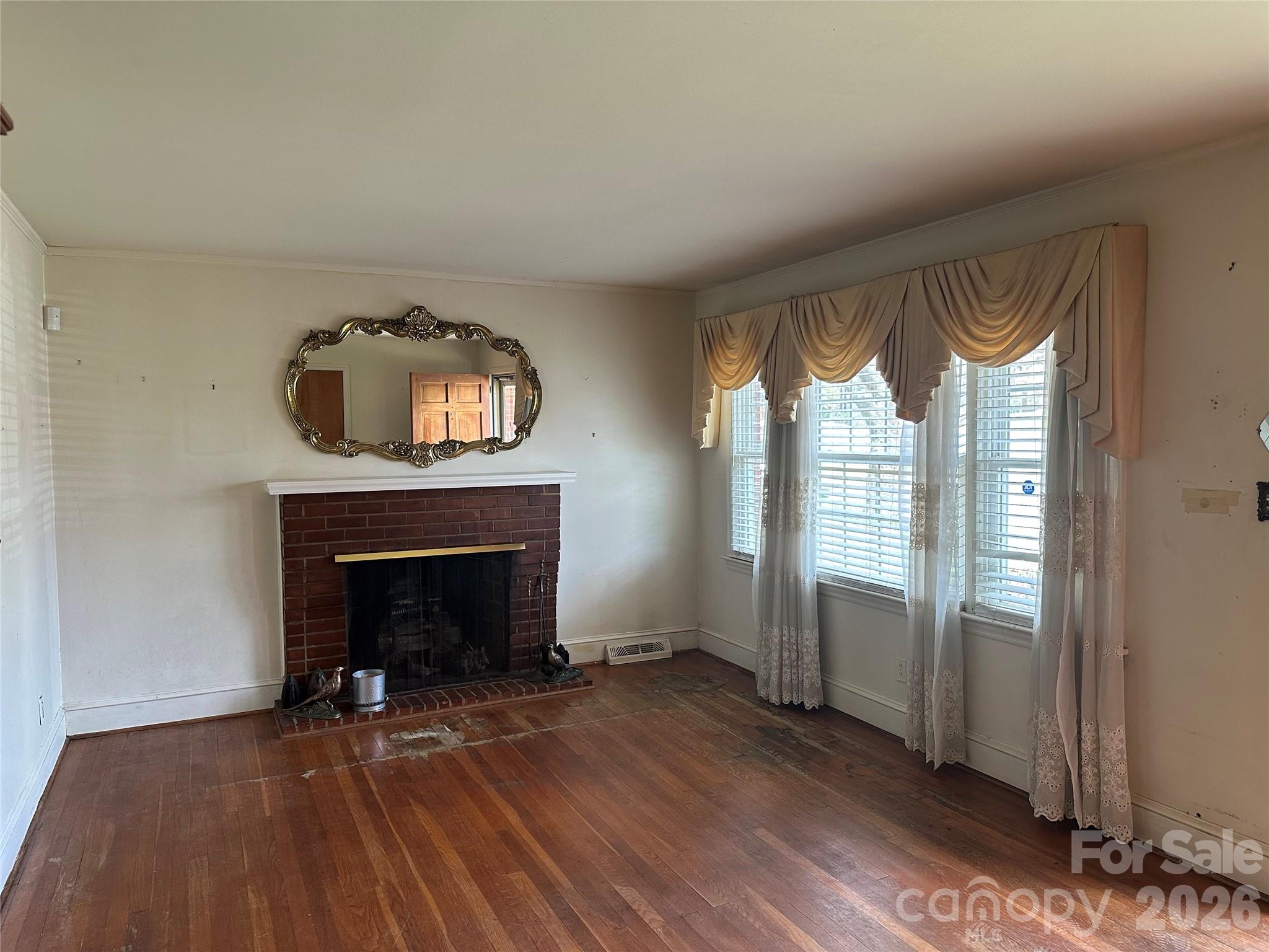 Oaklawn - Residential