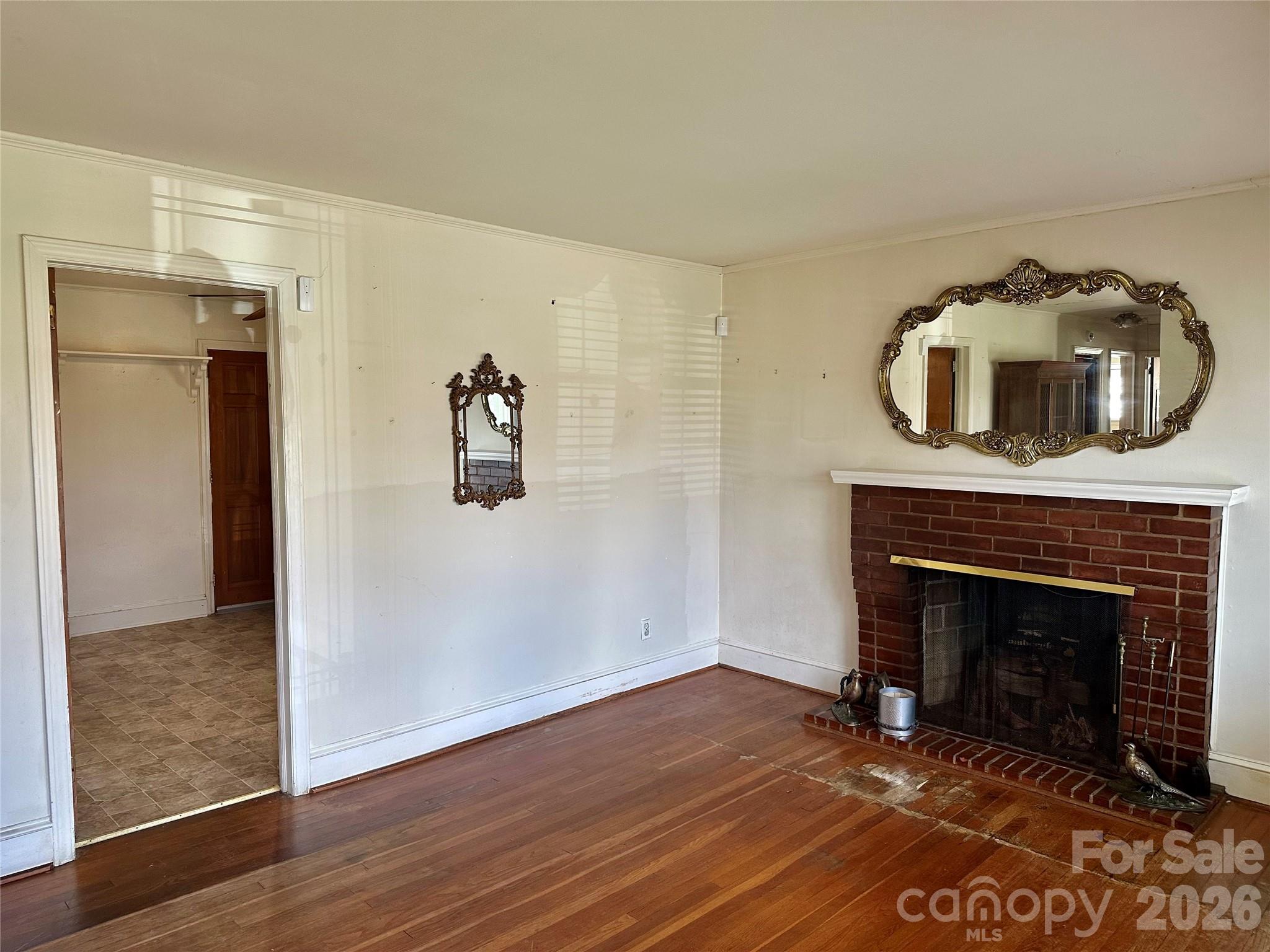 Oaklawn - Residential