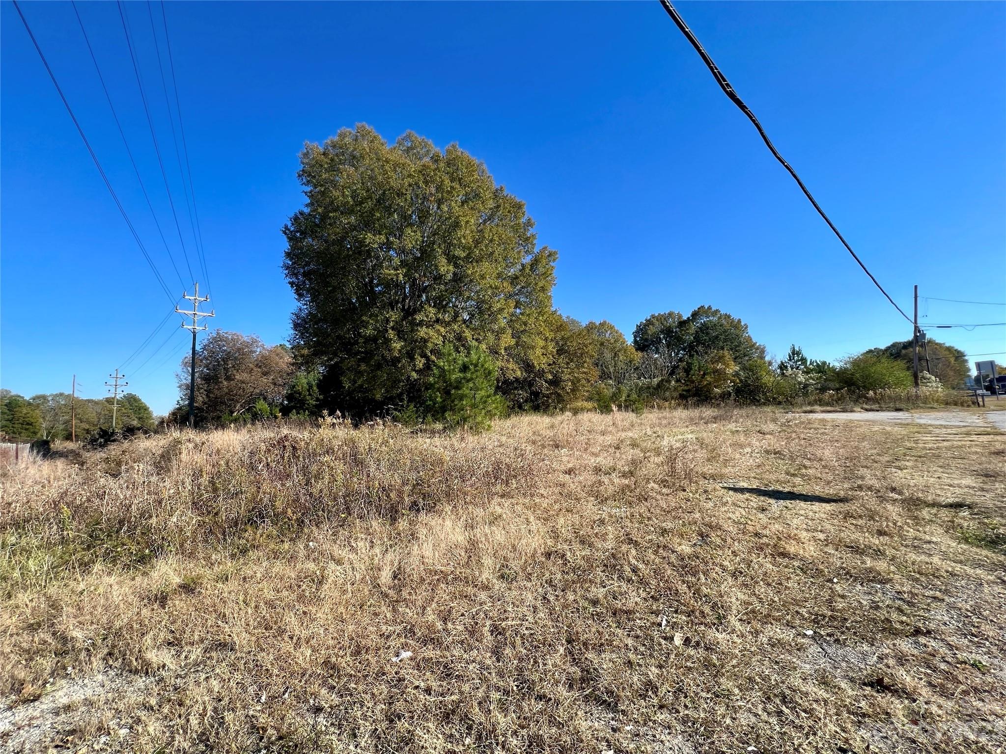 Prime 3.04-acre parcel ready for development. This property is zoned General Business and offers exceptional road frontage with 292 feet on Memorial Park Rd and 382 feet on Deaton Circle. The General Business zoning allows for a wide range of commercial uses that serve both the public and surrounding communities. There's also potential to rezone to PB or RB, which could support the construction of multiplex buildings such as duplexes, triplexes, or quadplexes. For detailed use information, refer to the Lancaster SC Unified Development Ordinance Update. Don’t miss this opportunity to capitalize on a prime development site!