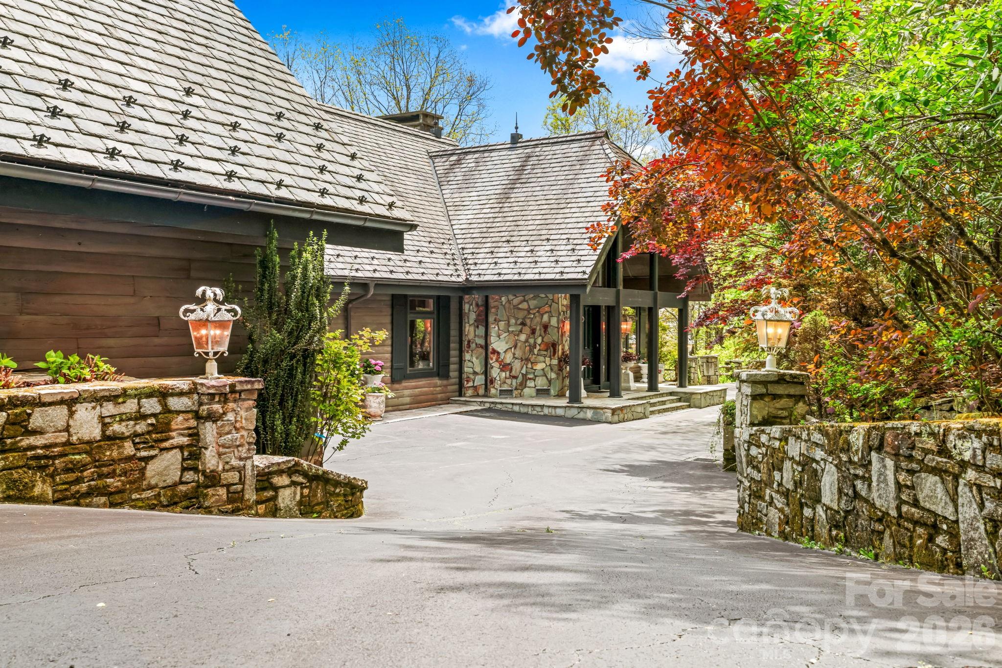 Lake Toxaway Estates - Residential