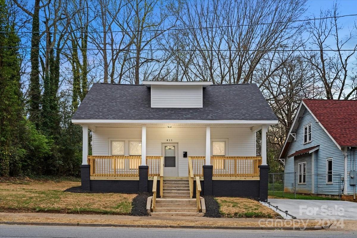 This charming 4 bedroom, 2 bathroom beauty boasts a generous living space, all nestled on a spacious lot, & a rocking chair front porch. As you step inside, you'll be greeted by a warm and inviting atmosphere, perfect for both relaxing and entertaining. The home features a seamless blend of classic design and modern comfort, ensuring that you'll feel right at home from the moment you walk in. Imagine hosting gatherings in the open living areas, cooking up a feast in the well-appointed kitchen, and retreating to the comfortable bedrooms after a long day. The home also offers ample outdoor space for gardening, play, or simply enjoying the South Carolina sunshine. This home has been completely renovated with a New Roof, New Furnace, Updated Plumbing, Stainless Steel Appliances, Hardwood Flooring, New Carpet, & Much more! Make this your home just in time for Spring/Summer Cookouts! Schedule your showing today!