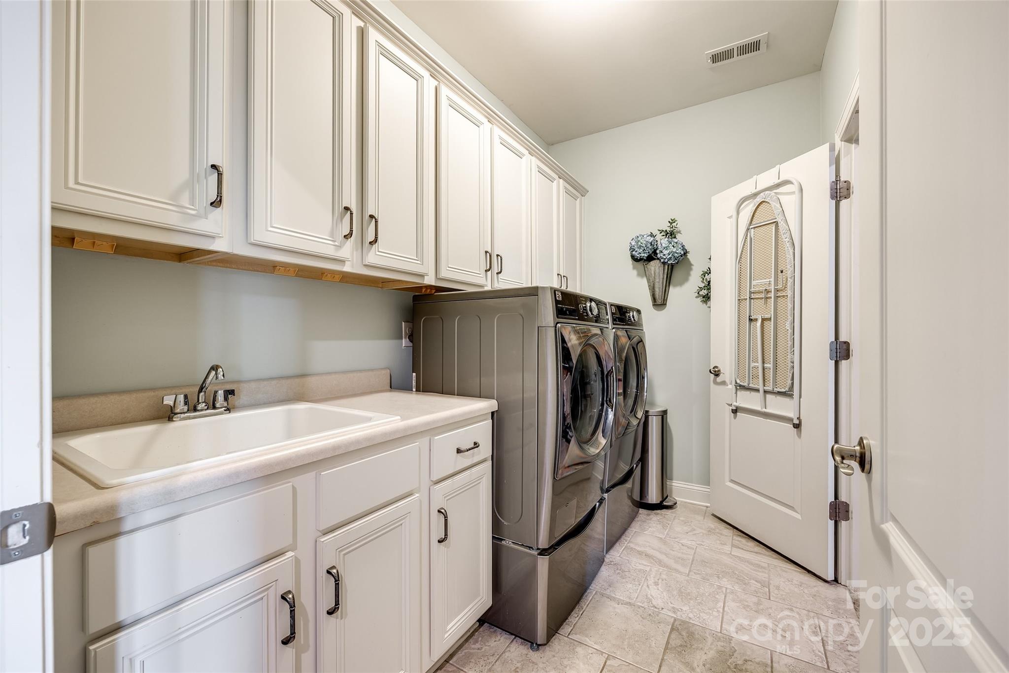 The Preserve At Riverchase - Residential