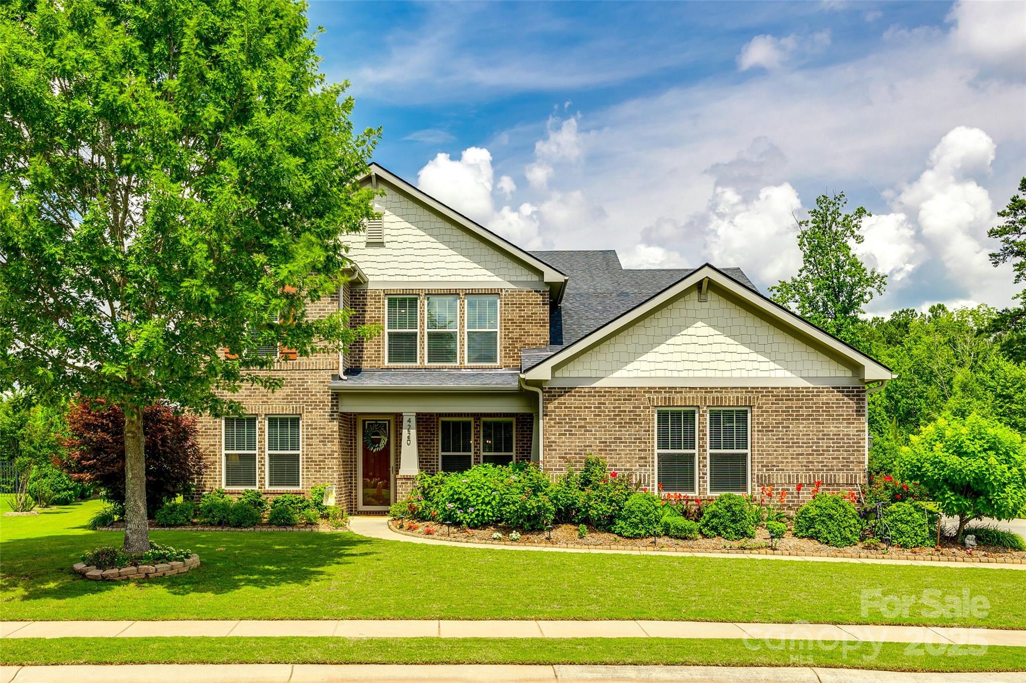 The Preserve At Riverchase - Residential