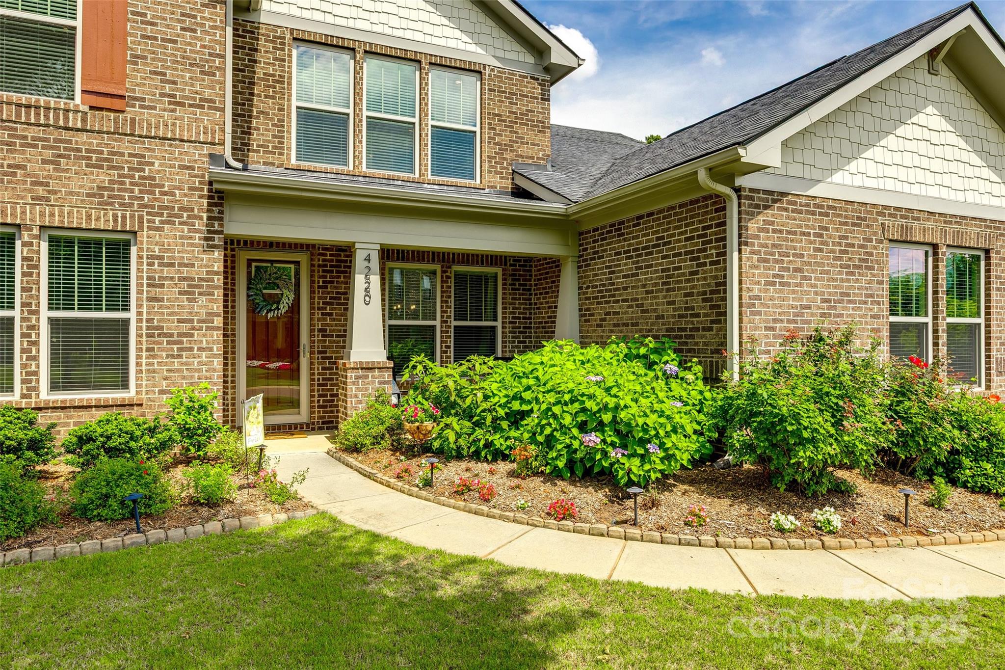 The Preserve At Riverchase - Residential