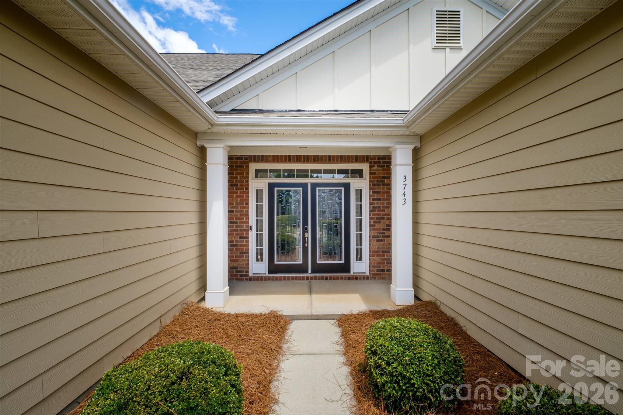 The Vineyards on Lake Wylie - Residential