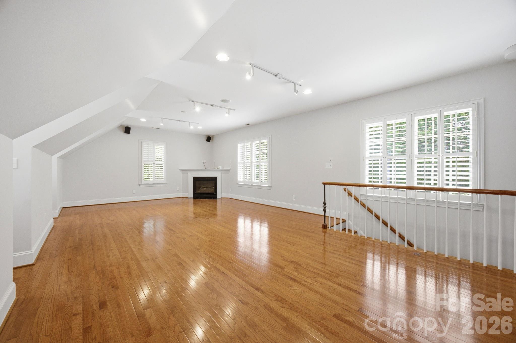 Firethorne - Residential