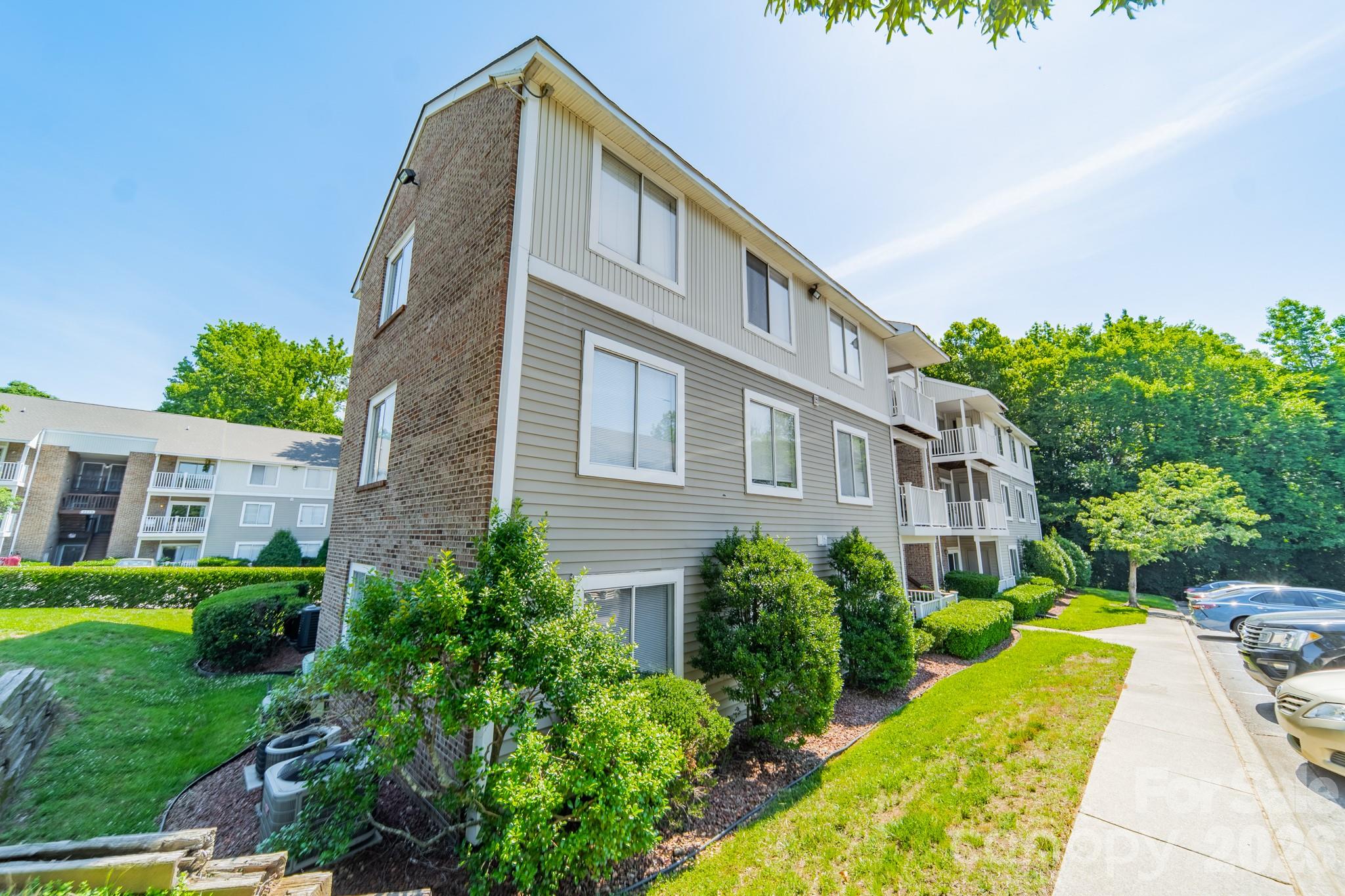 University Terrace - Residential