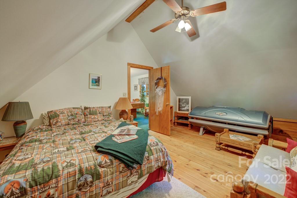 Wolf Laurel - Residential
