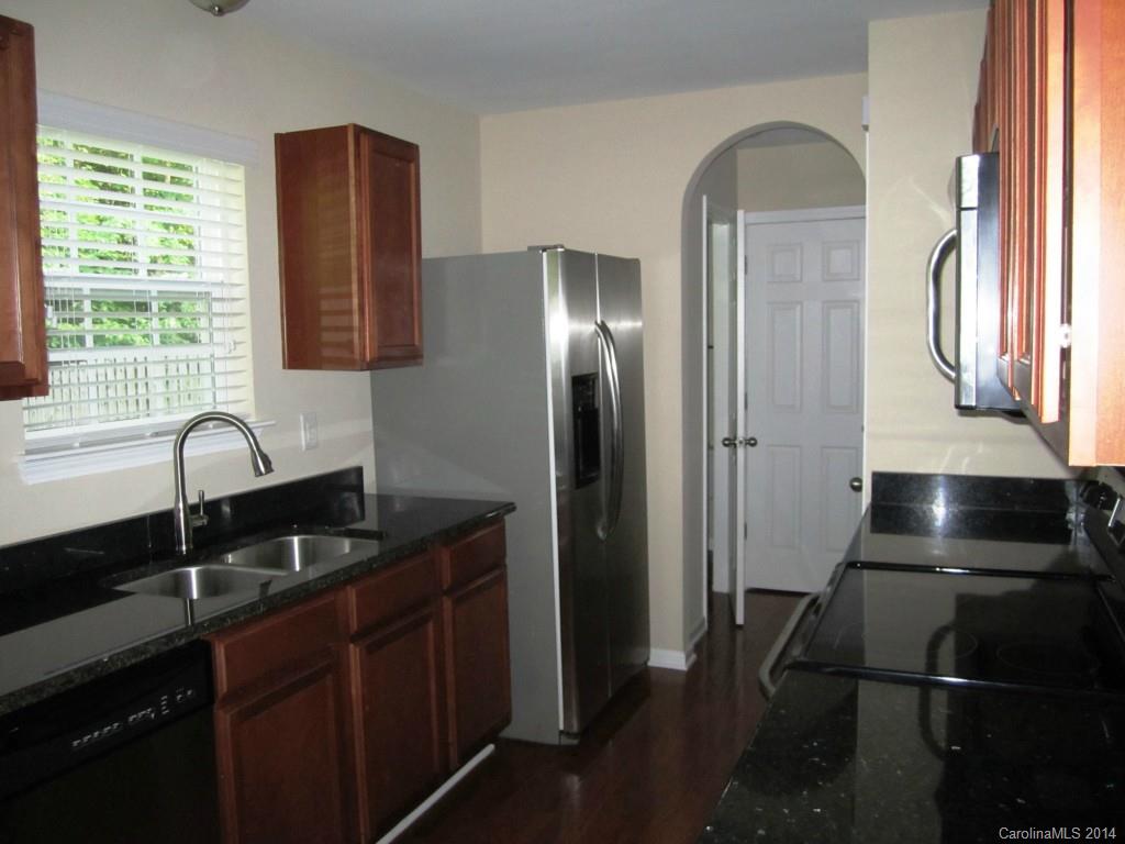Incredible 2 Story offers the Luxury You Deserve. New Prefinished Hardwoods, Gas Fireplace, & Detail Throughout Accentuate this Open Floorplan. Kitchen features Beautiful Cabinets, New Granite Countertops, & New Stainless Steel Appliances. Freshly Painted Interior and Brand New Carpet! Spacious Master Retreat offers Huge Walk-In Closet, Luxurious Bath with Separate Shower. This Home has it All! Hurry, it Won’t Last Long!