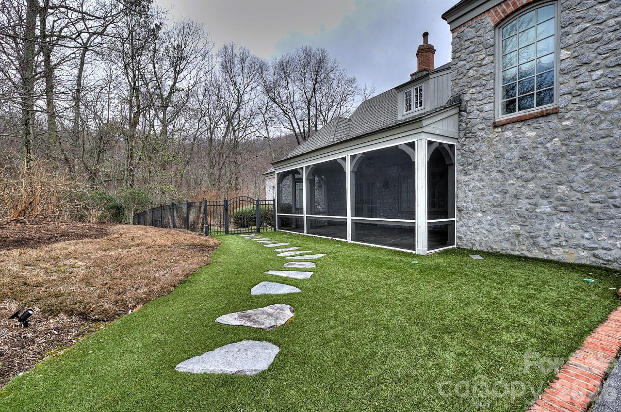 The Cliffs at Glassy - Residential