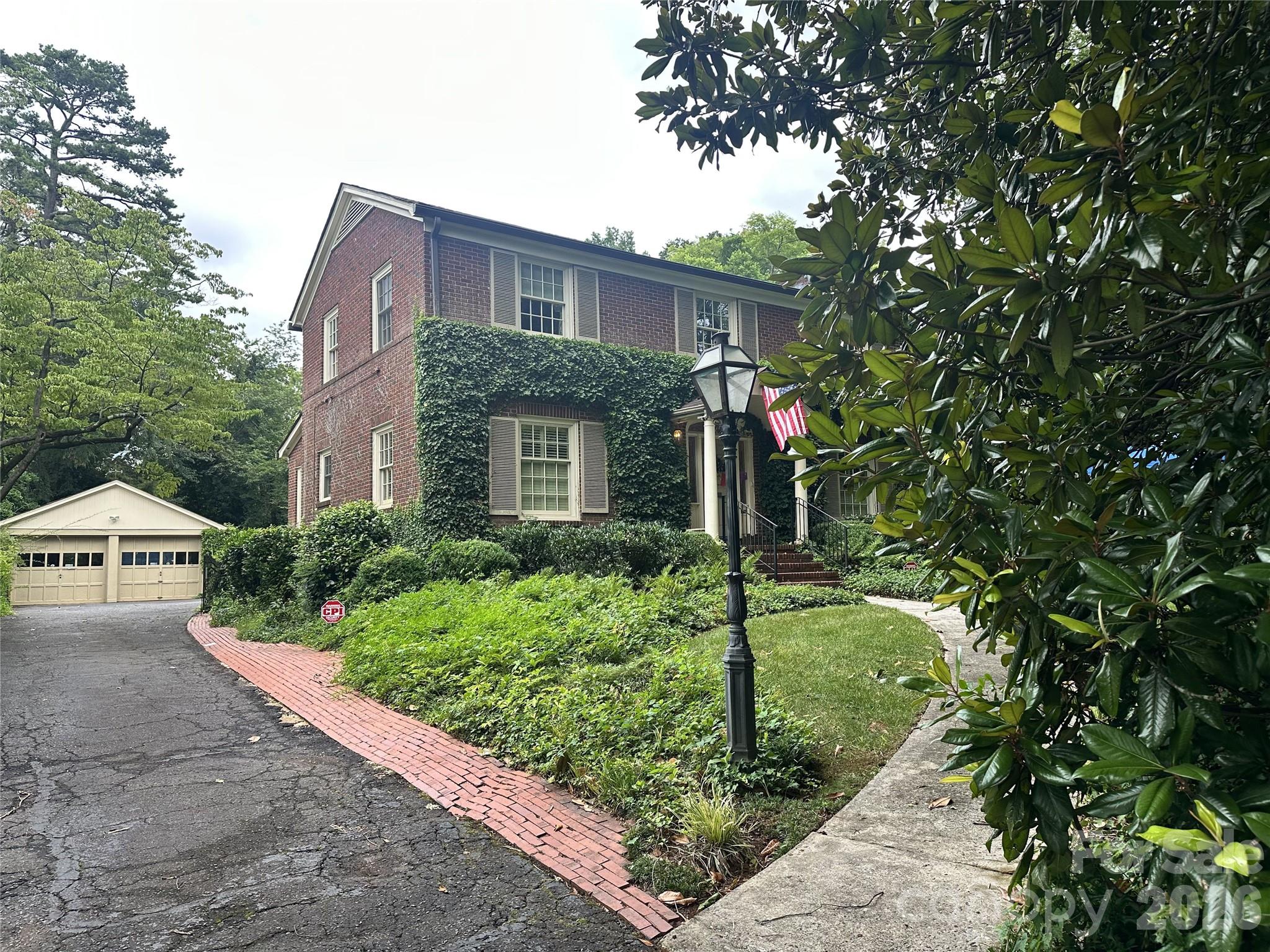 Myers Park - Land