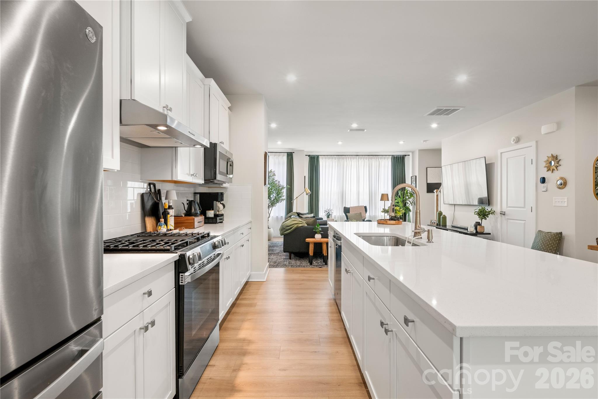 Creek Water Townhomes - Residential