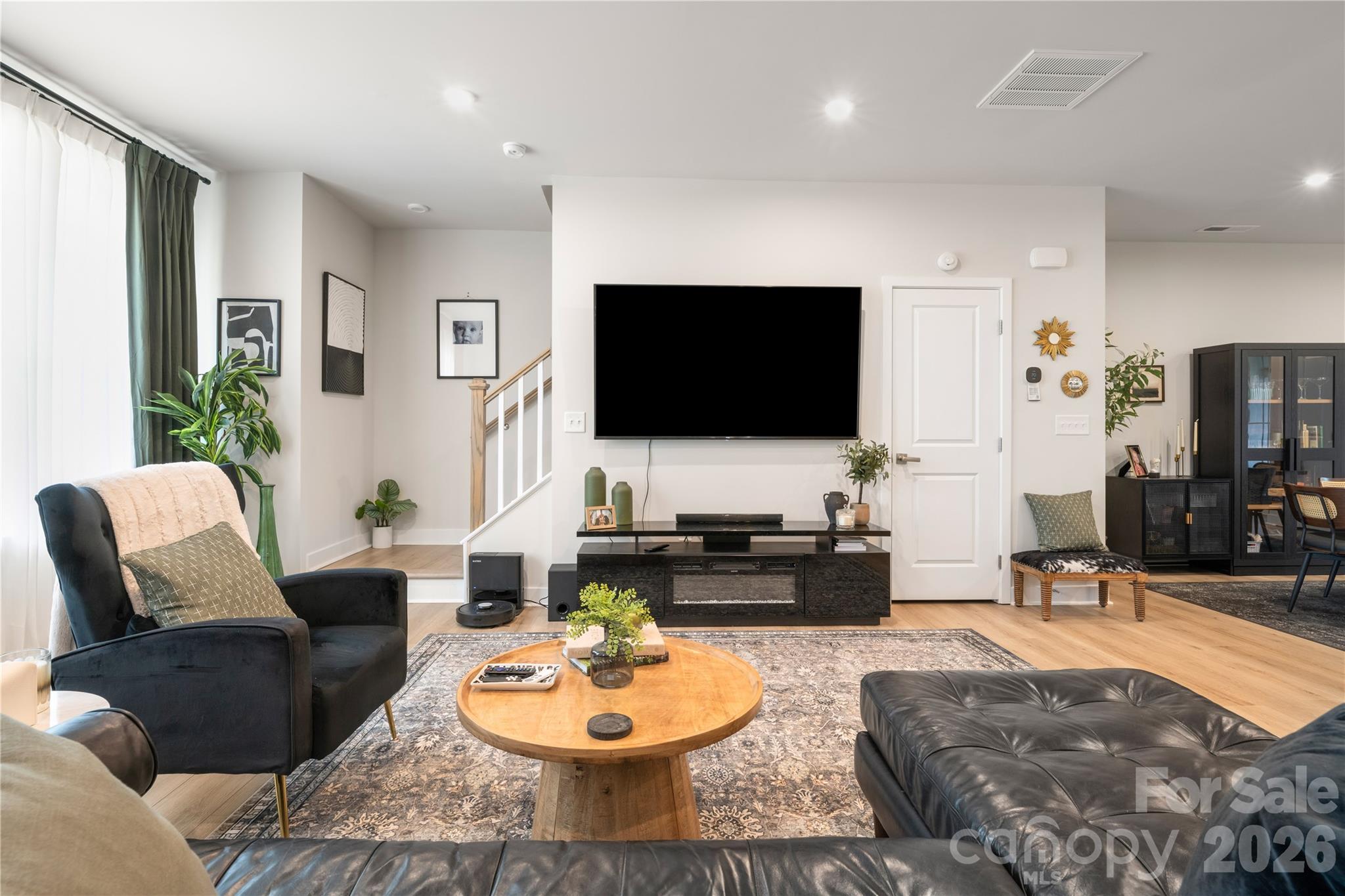Creek Water Townhomes - Residential