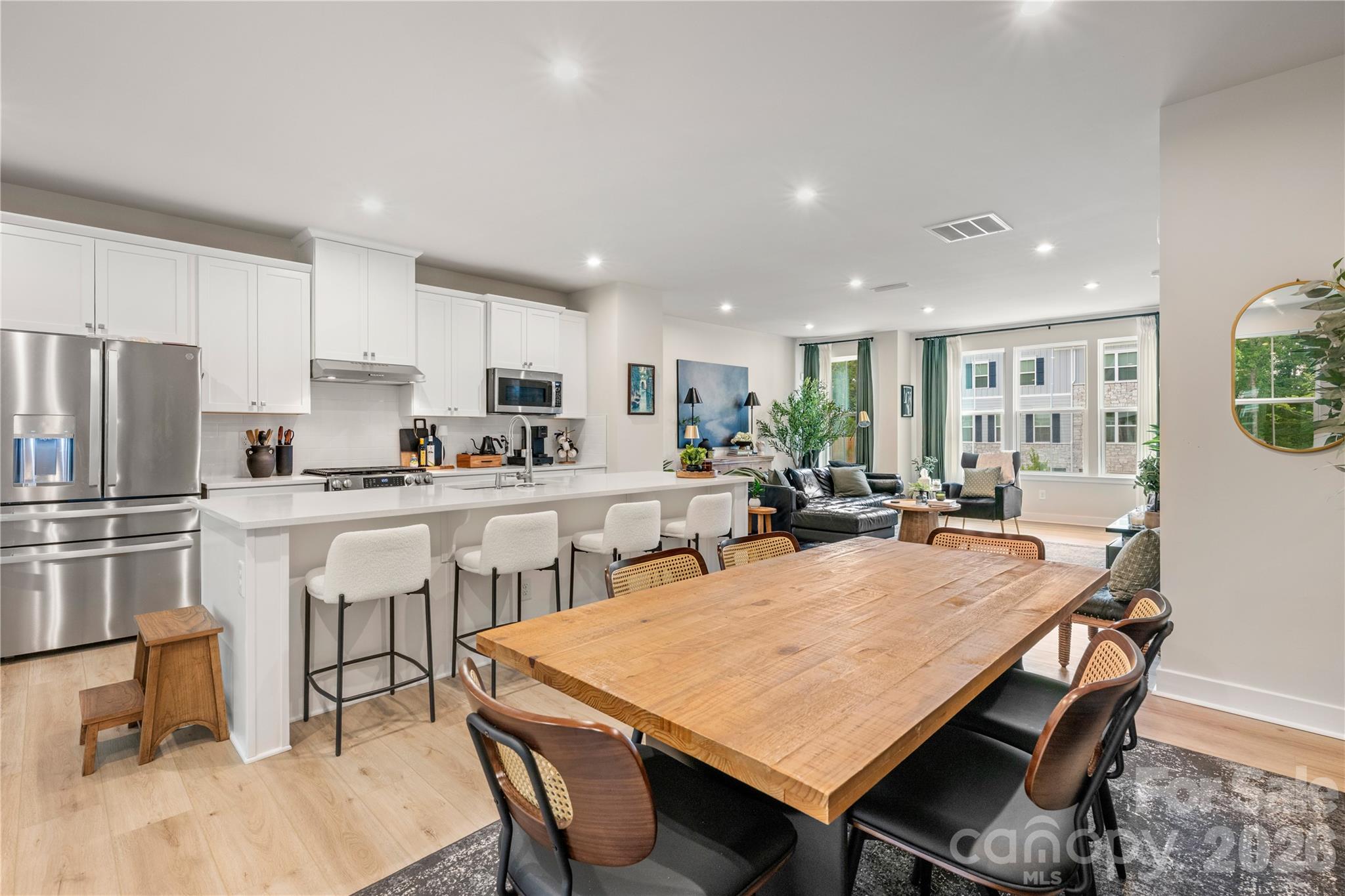 Creek Water Townhomes - Residential