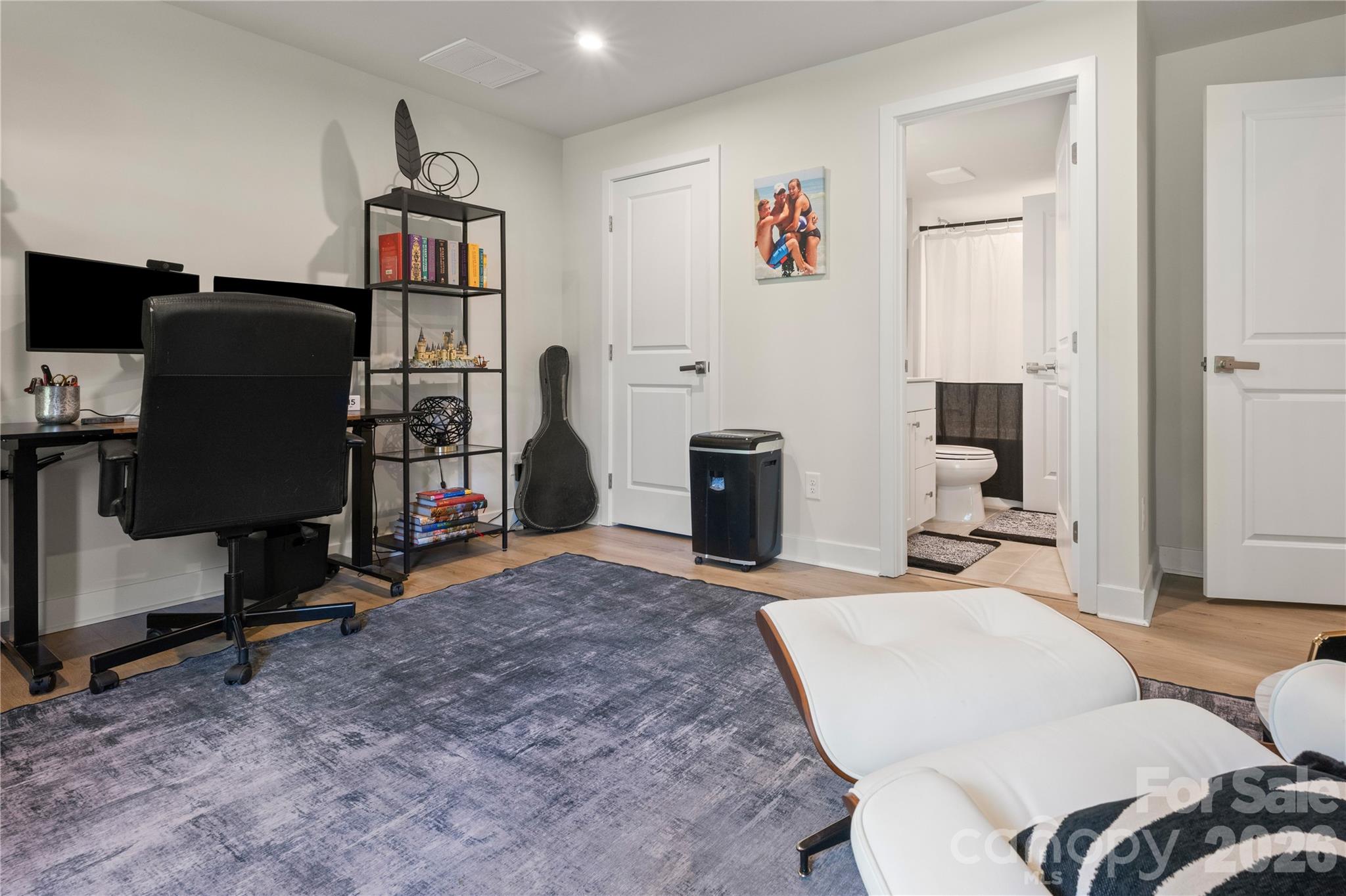 Creek Water Townhomes - Residential