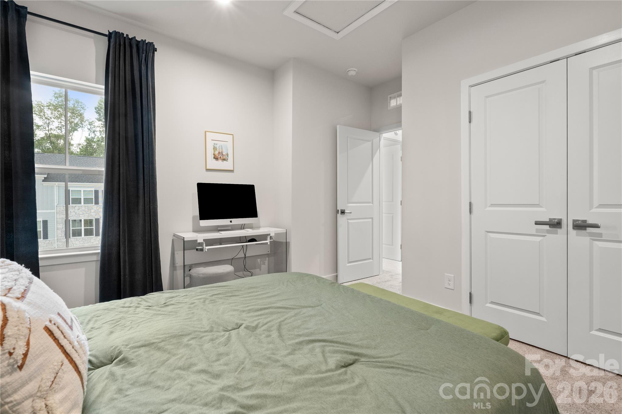 Creek Water Townhomes - Residential