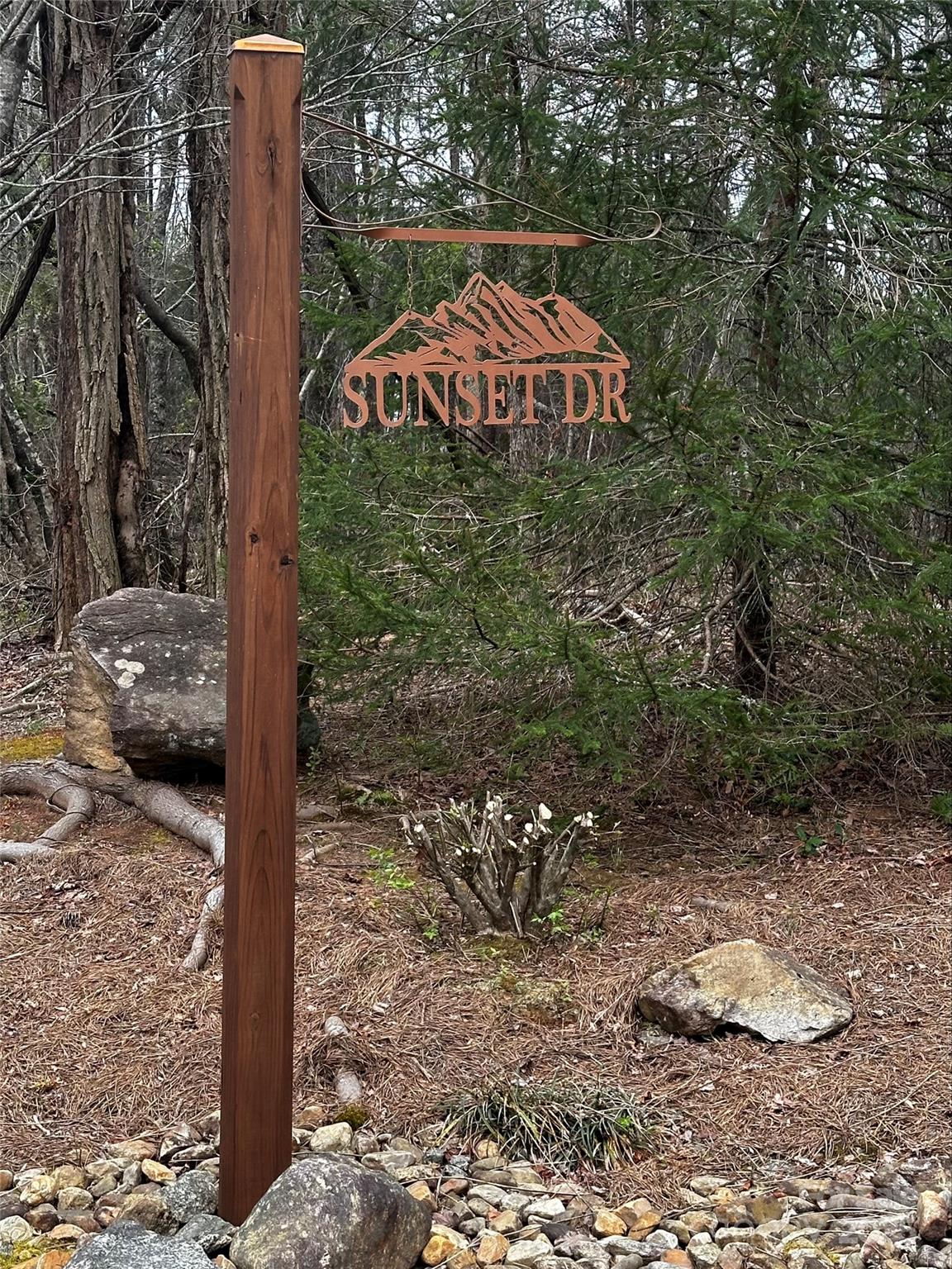 Hillcrest - Land