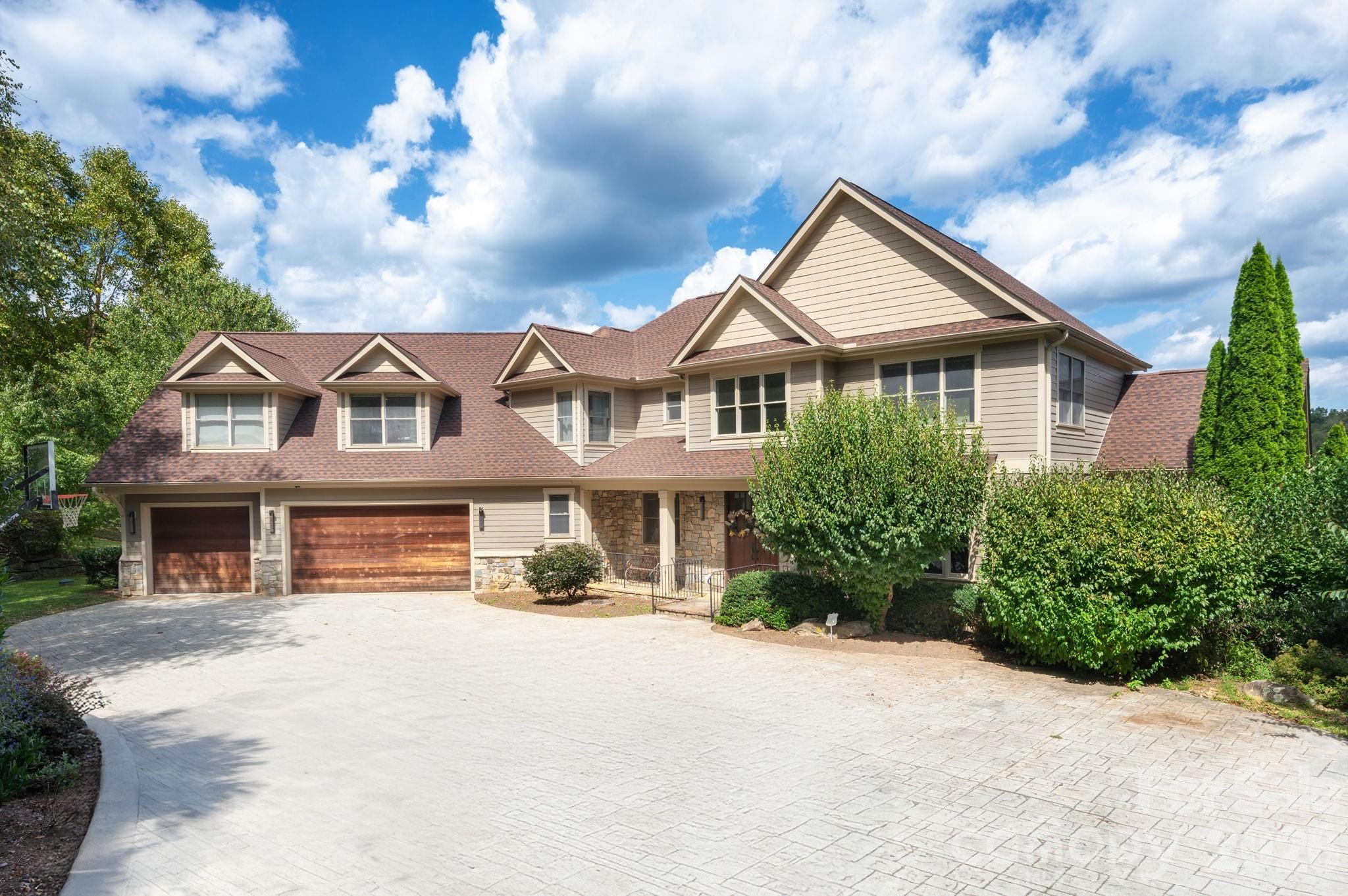 Waterford Lakes - Residential