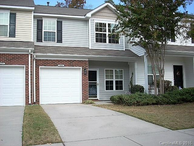 Charlotte Pines - Residential