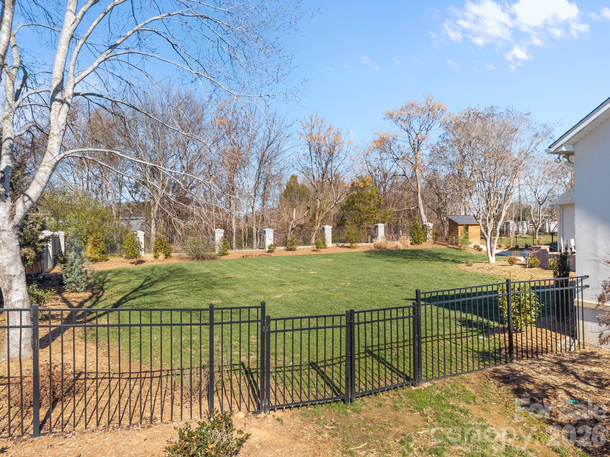 Country Club Hills - Residential