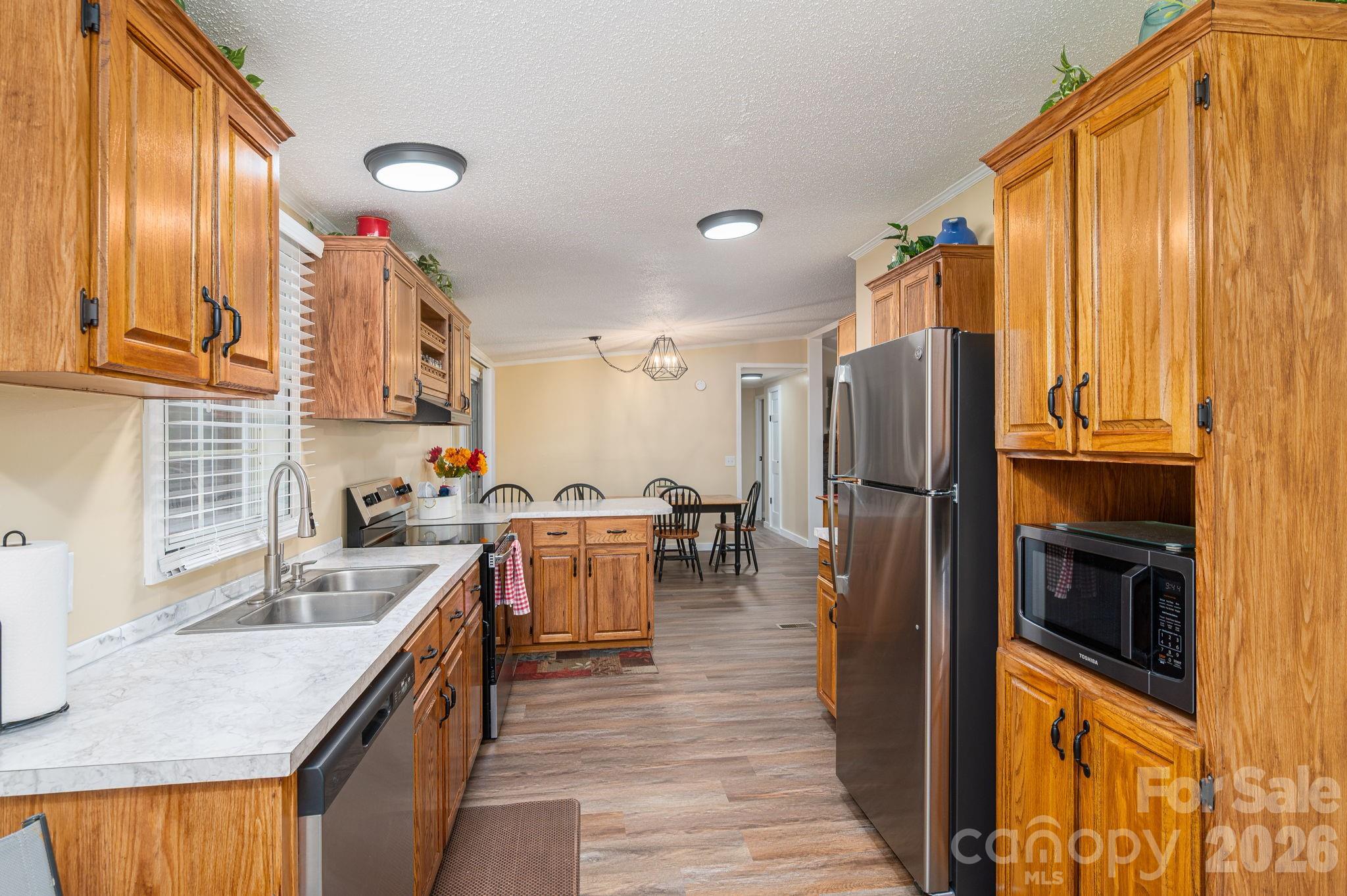 Mount Anderson - Residential
