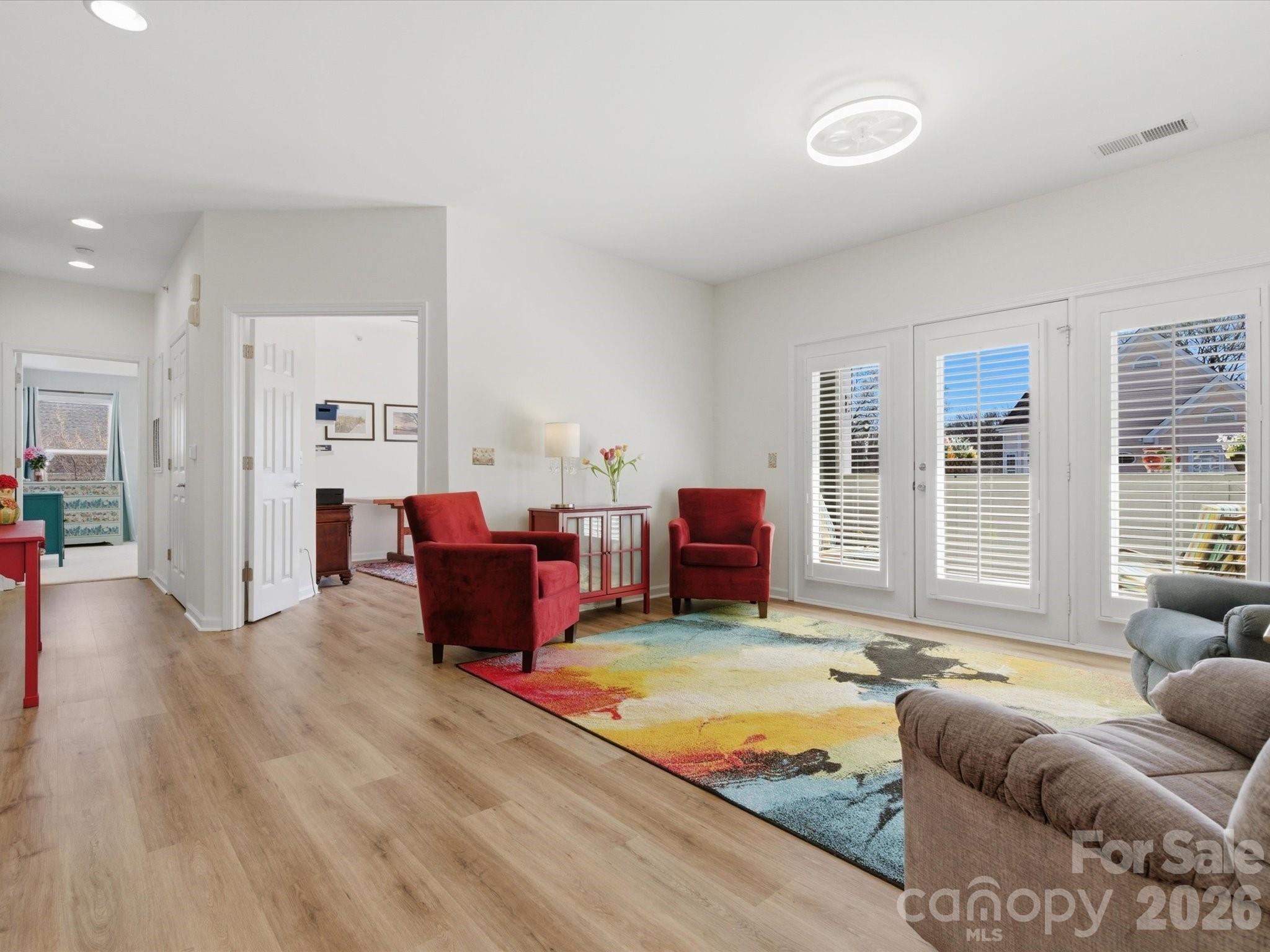 Lake Park - Residential