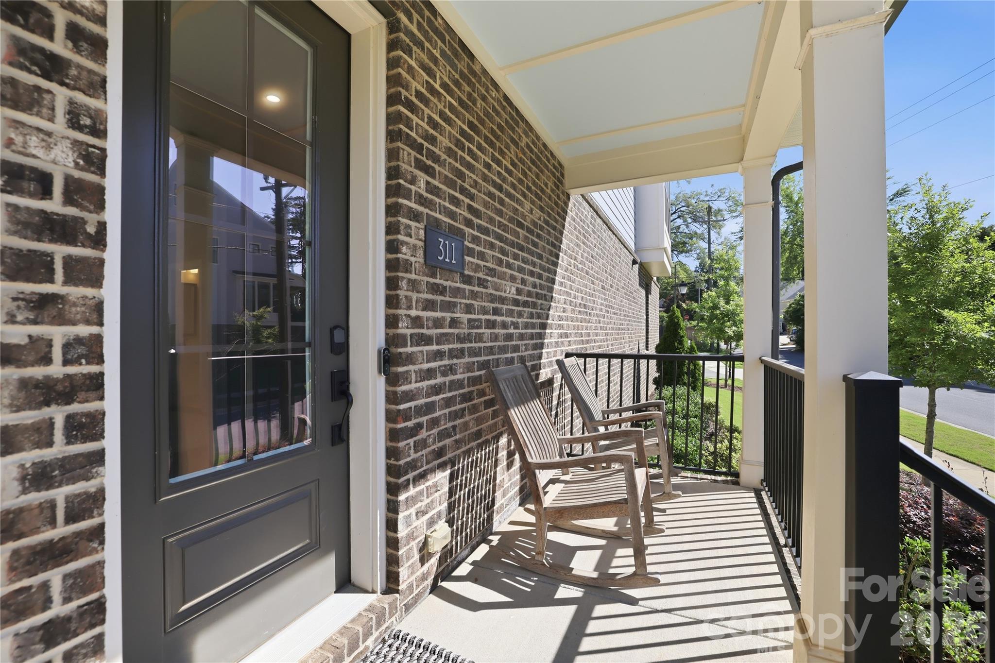 Elizabeth - Residential