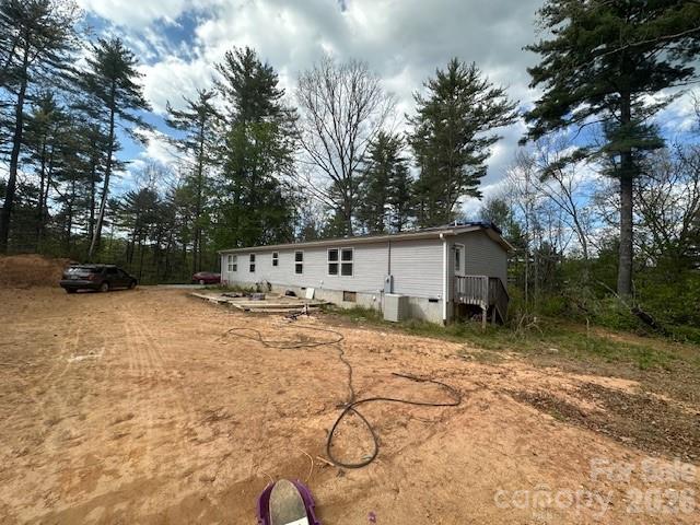 Motivated Seller! Private 4BR/3BA Home on 1.95 Acres with Lake Glenville Winter View
Spacious 2019 manufactured home featuring approximately 1,900 square feet with 4 bedrooms, 3 full baths, plus an office and separate den. Large kitchen with plenty of cabinet space, energy-efficient construction, and central heat and air. Situated on 1.95 private acres with a large yard and seasonal winter views of Lake Glenville. Plenty of room for family, guests, home office space, or entertaining.
Home does need some repairs and is priced accordingly — great opportunity for investors, rental income, or buyers looking to add their own finishing touches.  Motivated Seller
Don’t miss this opportunity to own a private mountain property with space, views, and potential!