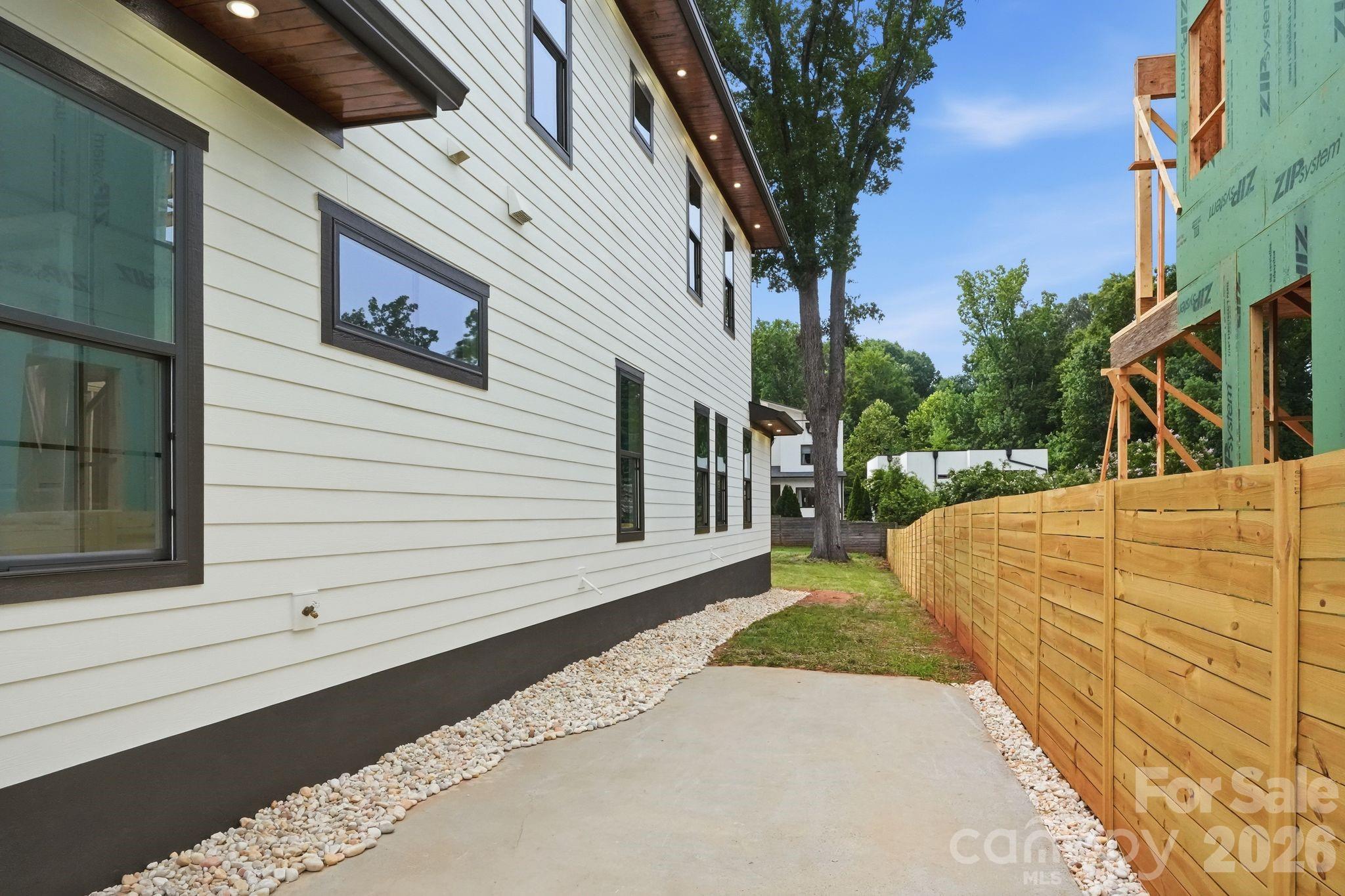 Oakhurst - Residential