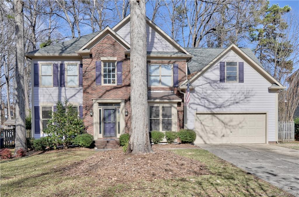 Must see this move-in ready home in desirable Cedarfield. Great room w/wood burning fireplace open to spacious kitchen. Kitchen includes tile back splash, double ovens & ample cabinet space.. Elegant master bedroom w/tray ceiling. Luxurious master bath w/dual vanities, garden tub & seamless glass shower. Large bonus room w/many use possibilities. Peaceful & private fenced backyard w/mature trees. Greenway access perfect for walks or riding bikes.