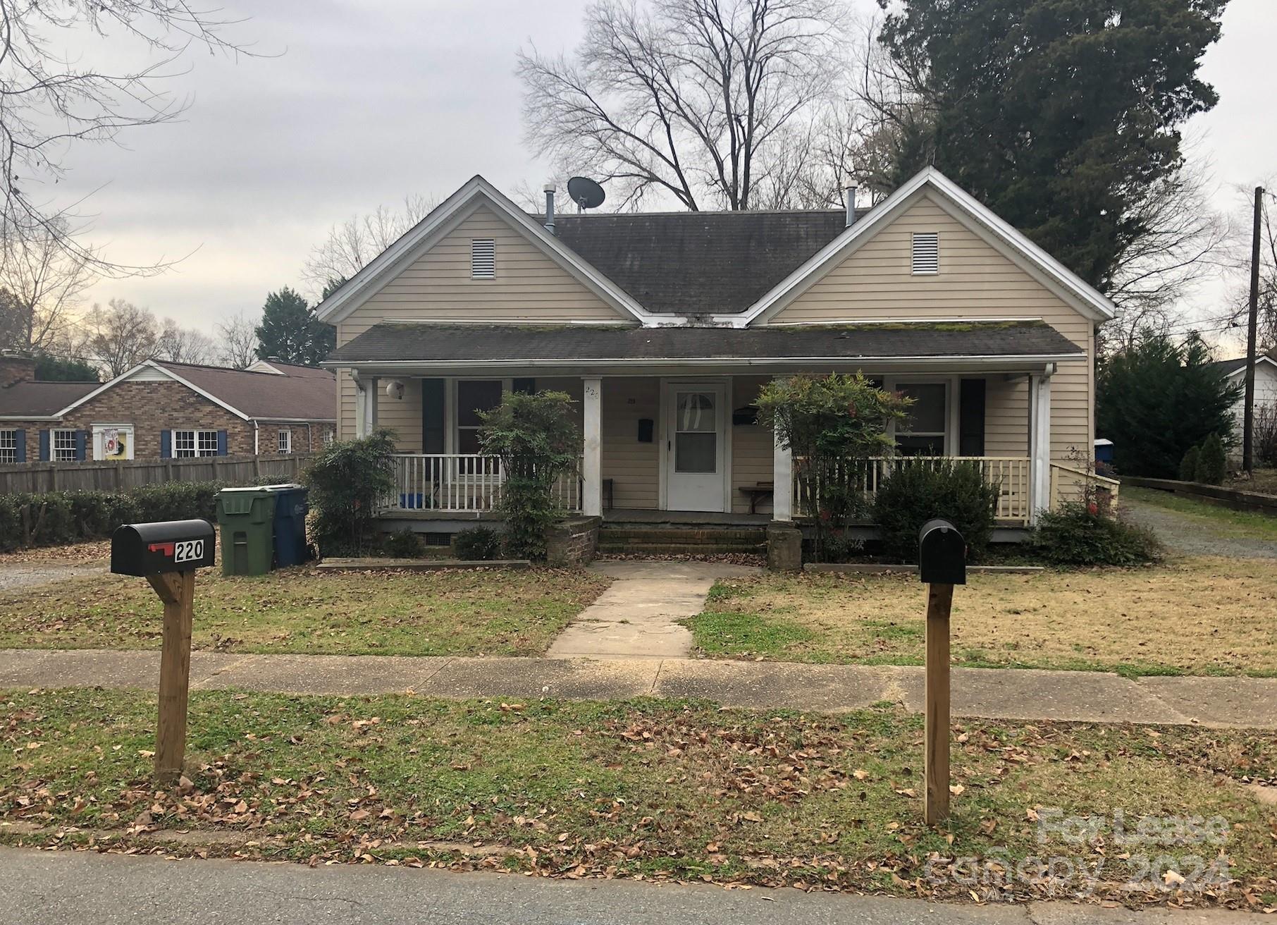 1 bedroom,1 bath duplex located in Mt. Holly, NC. Fresh paint throughout. Home does come with courtesy use refrigerator, electric range/oven and W/D connections. Within walking distance to Downtown Mt. Holly, food, shops, and summer concerts.  *Window unit A/C & Gas wall Furnace. Rent Includes lawn-care. Pets are conditional and up to the owner's discretion with a $350 non-refundable per pet fee.