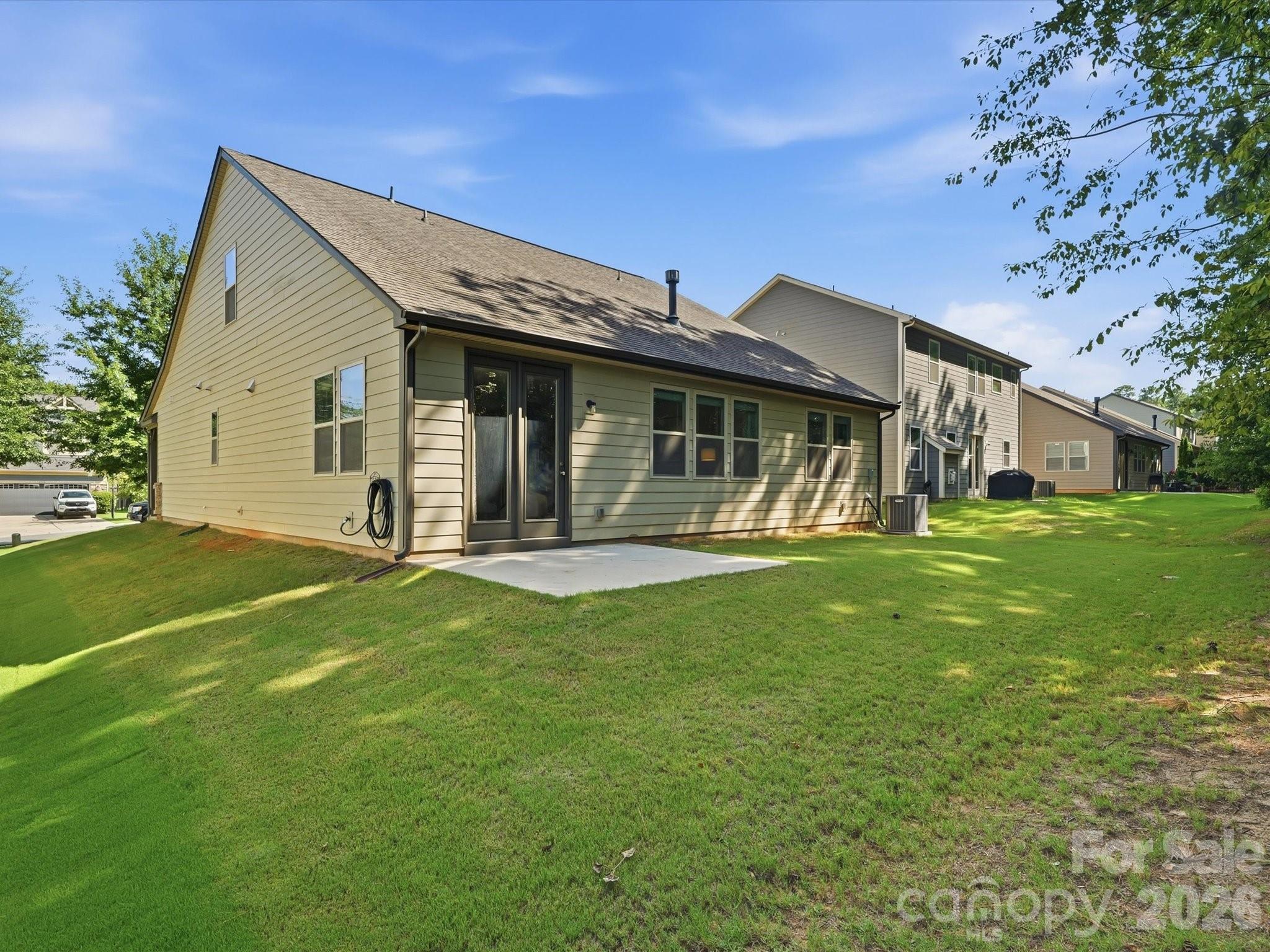 Lake Crest - Residential