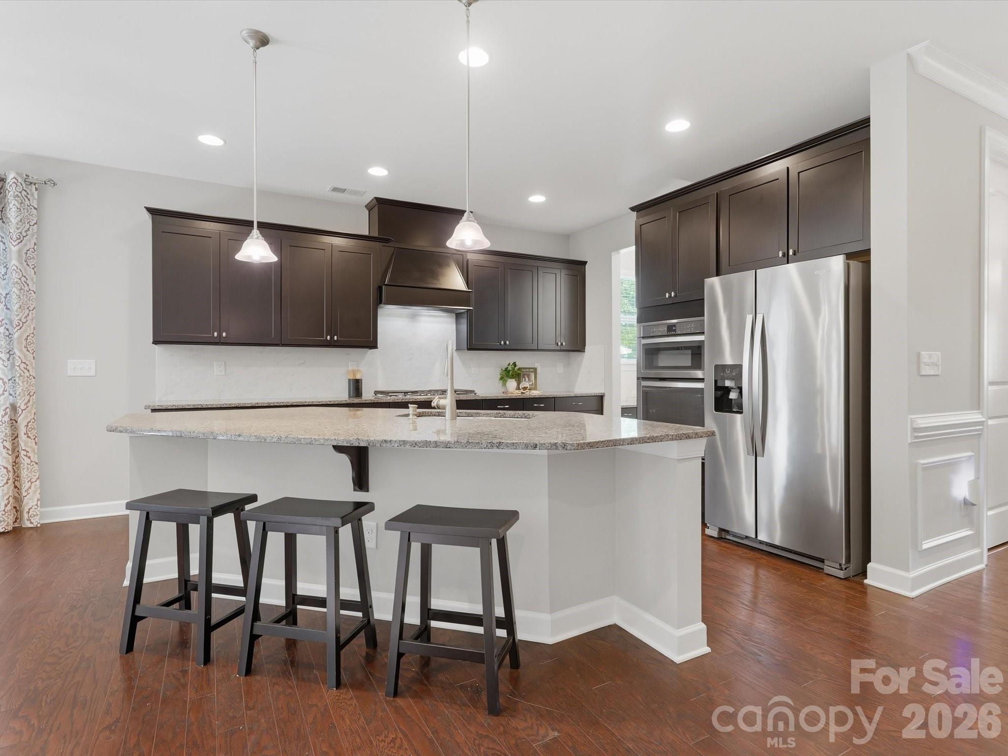 Lake Crest - Residential