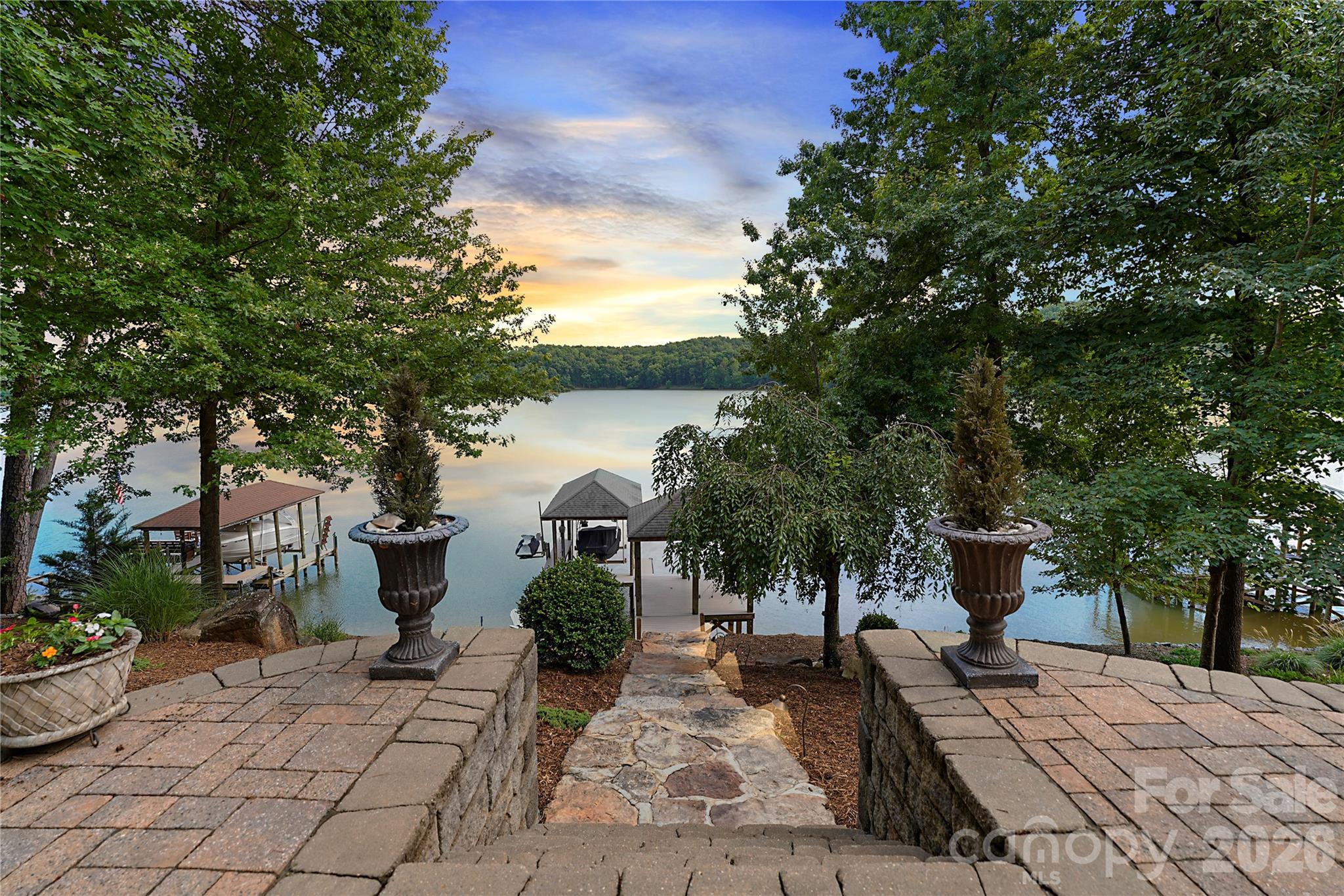 Reflection Pointe - Residential