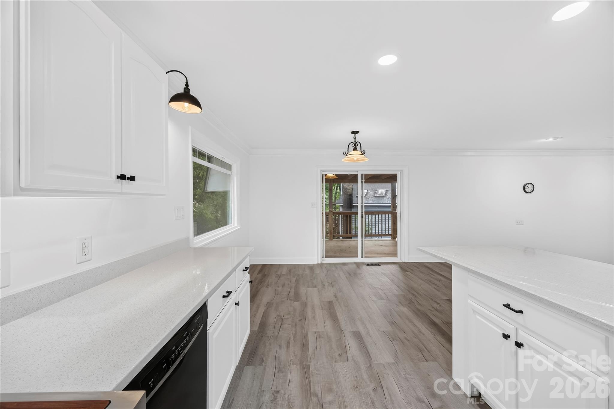 Tega Cay - Residential