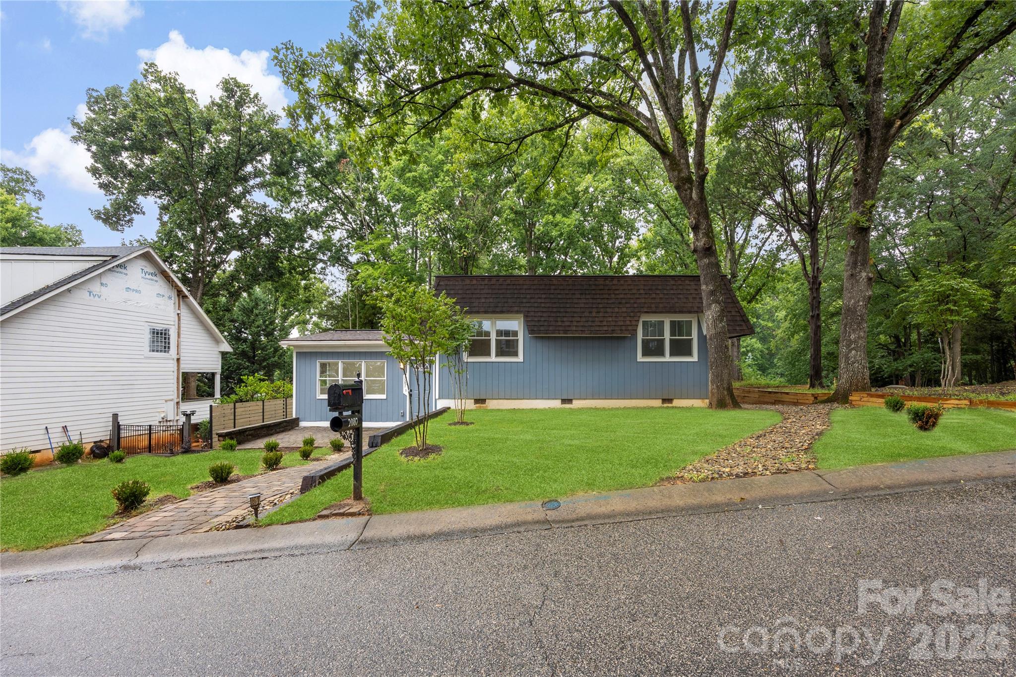 Tega Cay - Residential