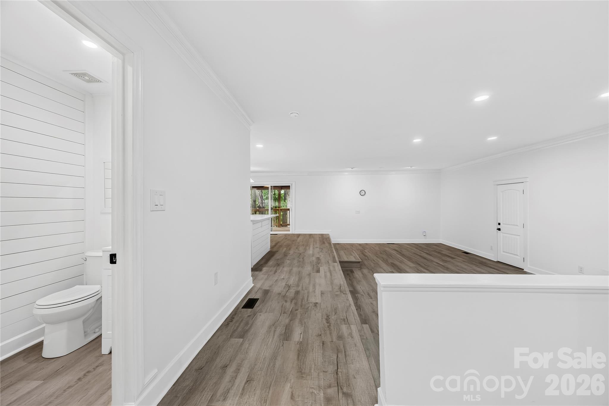 Tega Cay - Residential