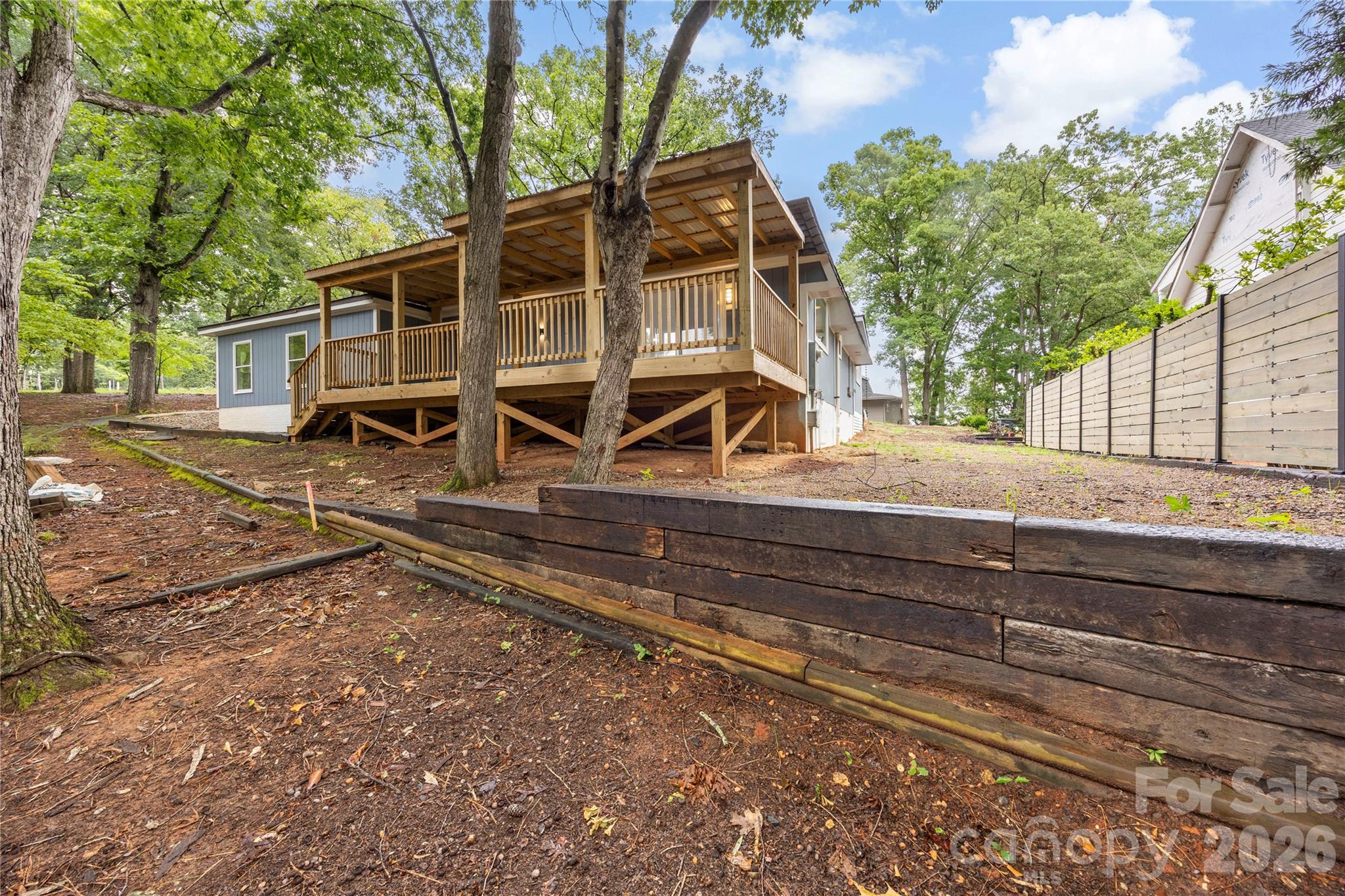 Tega Cay - Residential