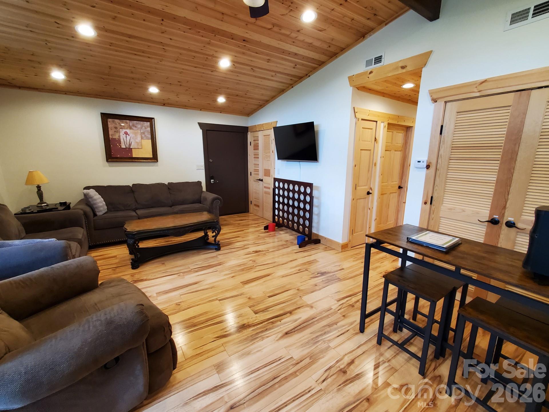 Bass Lake - Residential