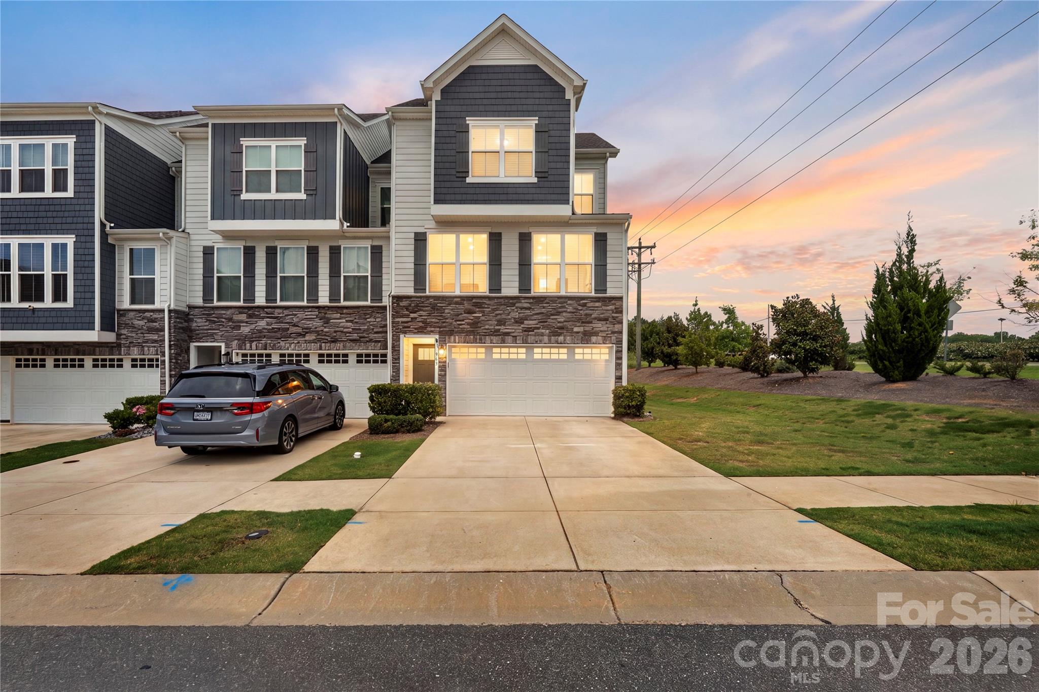 Trinity Townes - Residential